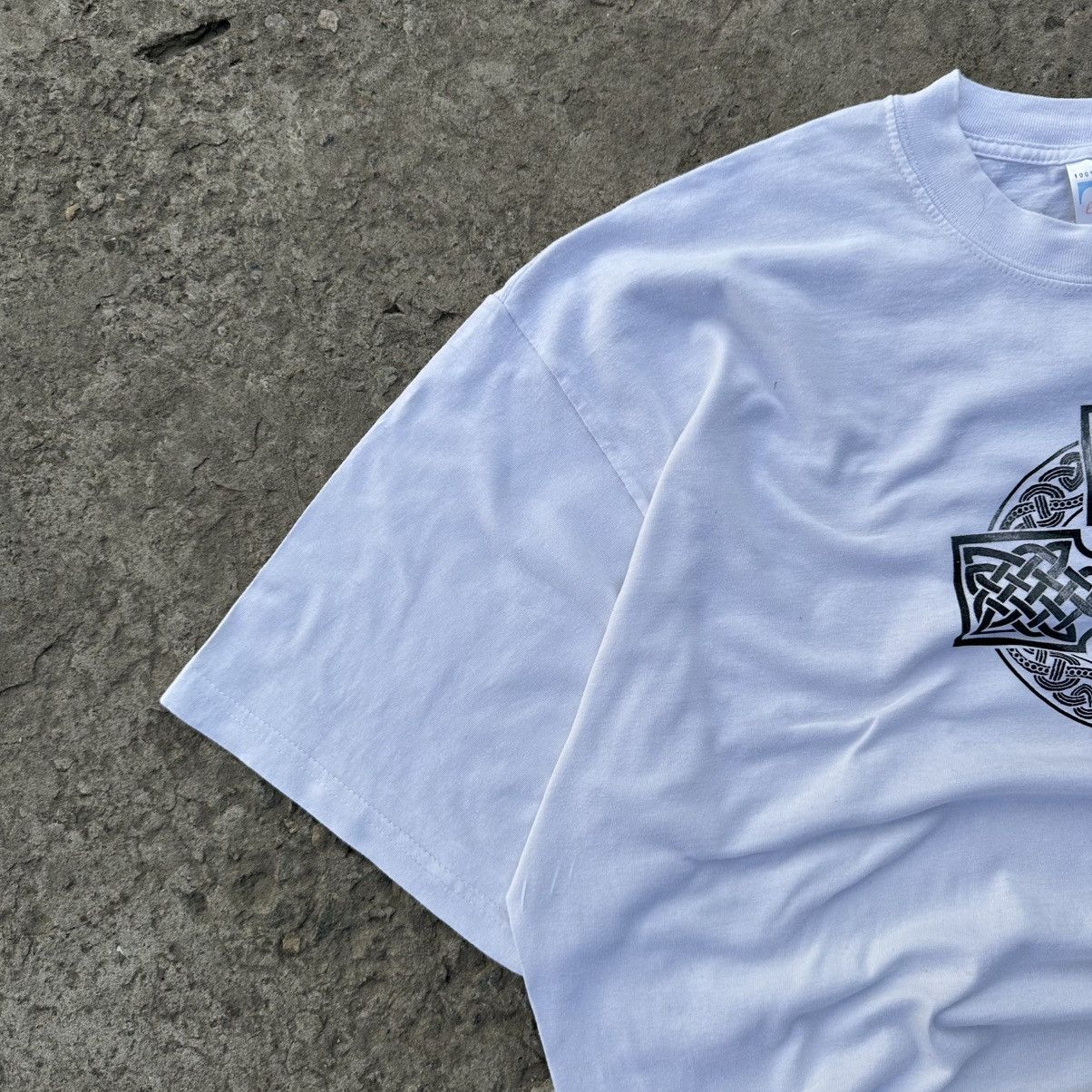 Grailed Vintage Japanese Style Viking Mark T-shirts Movie 00s Band Size US XXL / EU 58 / 5 - 3 Thumbnail