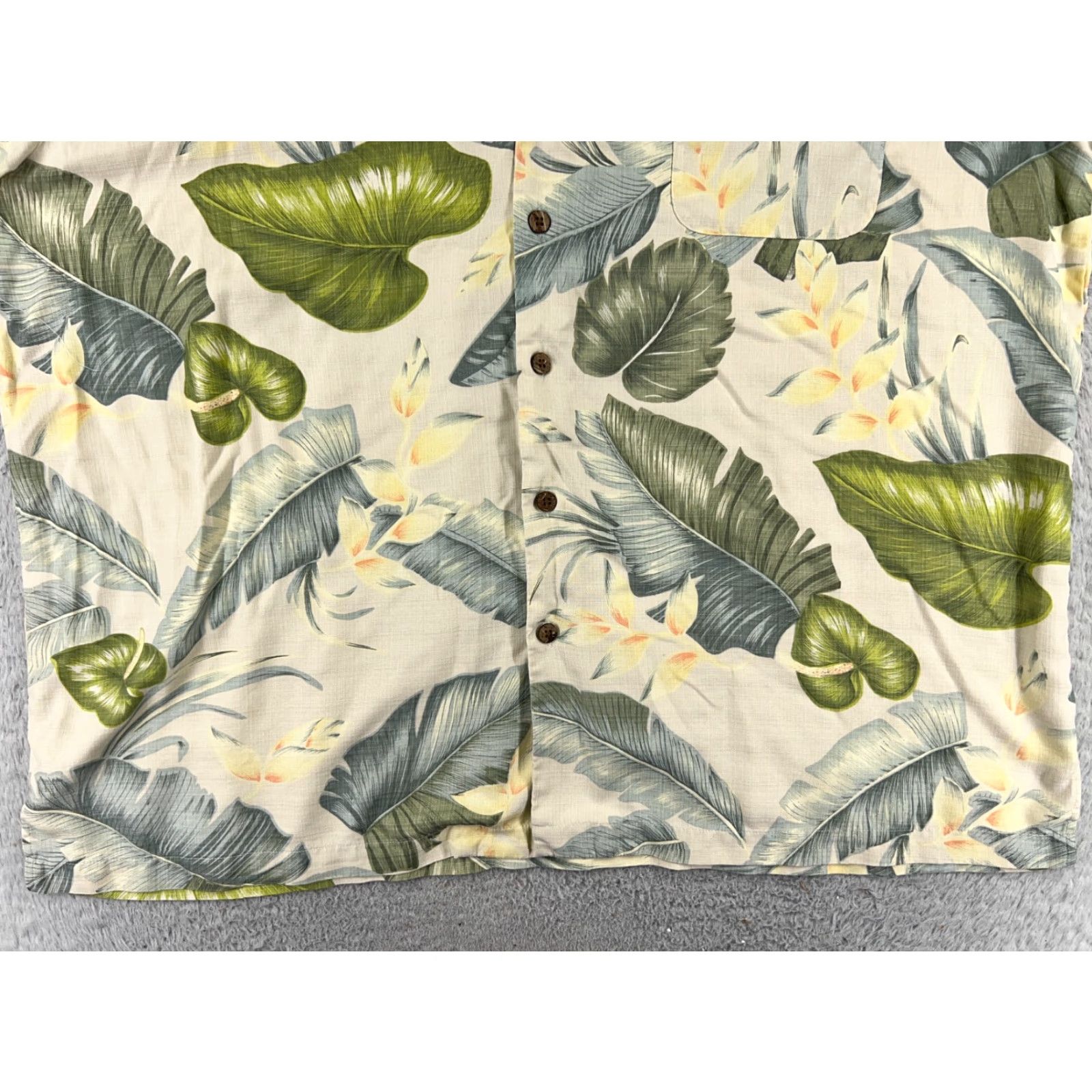 Tommy Bahama Tommy Bahama Shirt Men XL Beige Floral Silk Button-Up Hawaiian Camp Hawaiian Resort Floral Beach Aloha Men XL Beige Silk Button-Up Size US XL / EU 56 / 4 - 5 Thumbnail