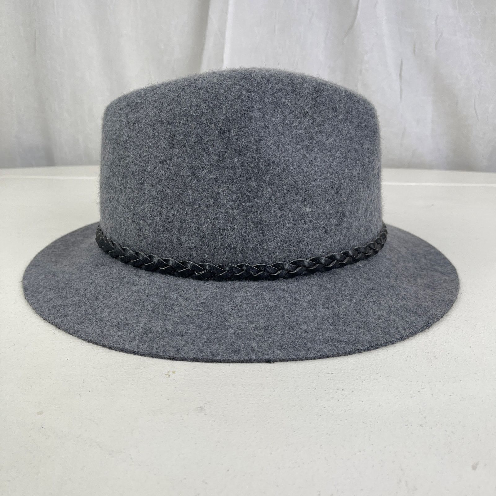 Forever 21 Grey Felt Fedora Hat Short Brim Black Faux Leather Band Size ONE SIZE - 6 Thumbnail