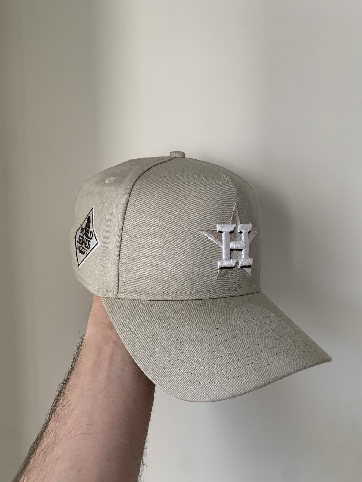 New Era Houston Astros 'Oat Mocha' 9FORTY A-Frame Snapback Stone Size ONE SIZE - 1 Thumbnail