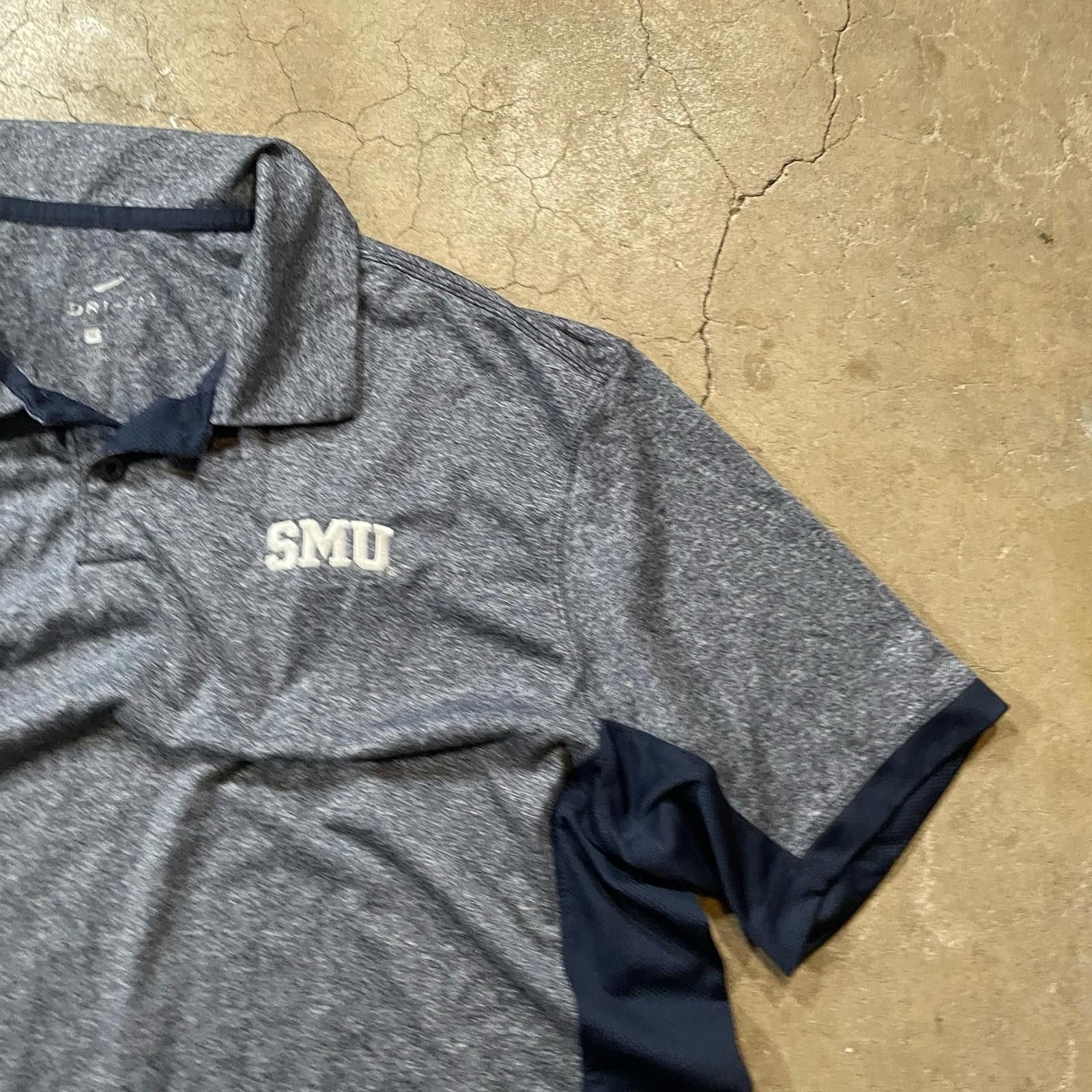 Nike Nike Golf Shirt Dri Fit Polo SMU Mustangs Medium Grey/navy Size US M / EU 48-50 / 2 - 2 Thumbnail