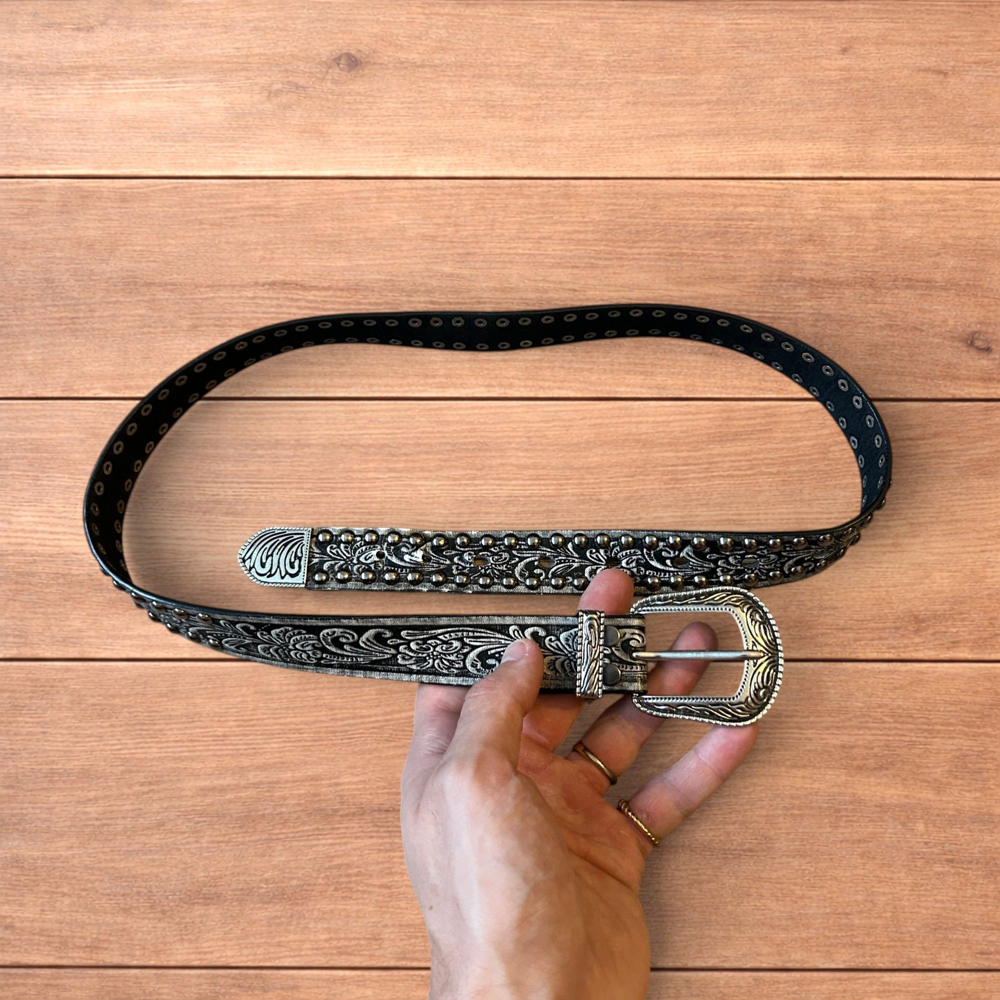 Japanese Brand Faux leather western cowboy belt in black with silver trim. Size ONE SIZE - 1 Thumbnail
