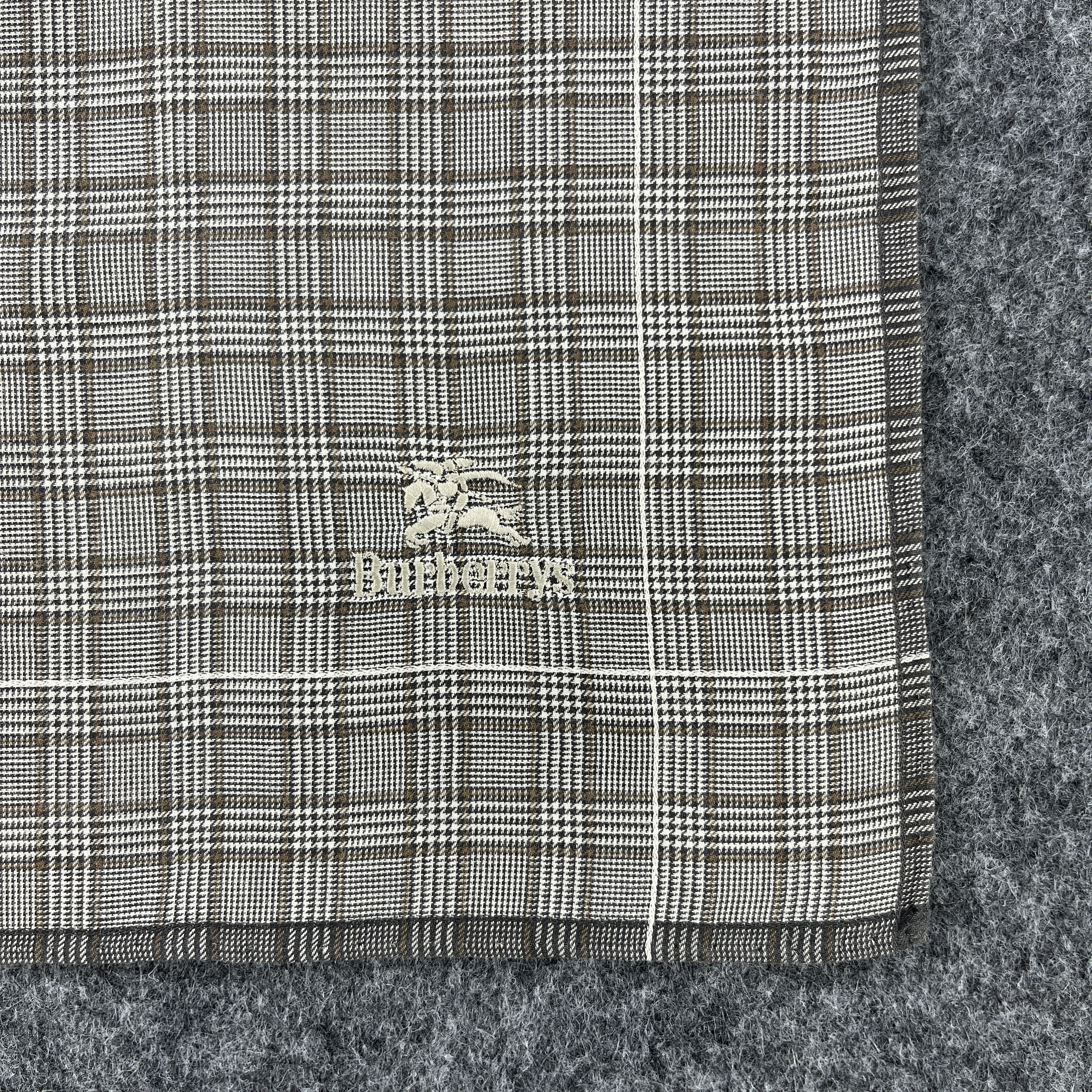 Burberry Burberry Handkerchief / Bandana / Neckerchief B425 Size ONE SIZE - 3 Thumbnail