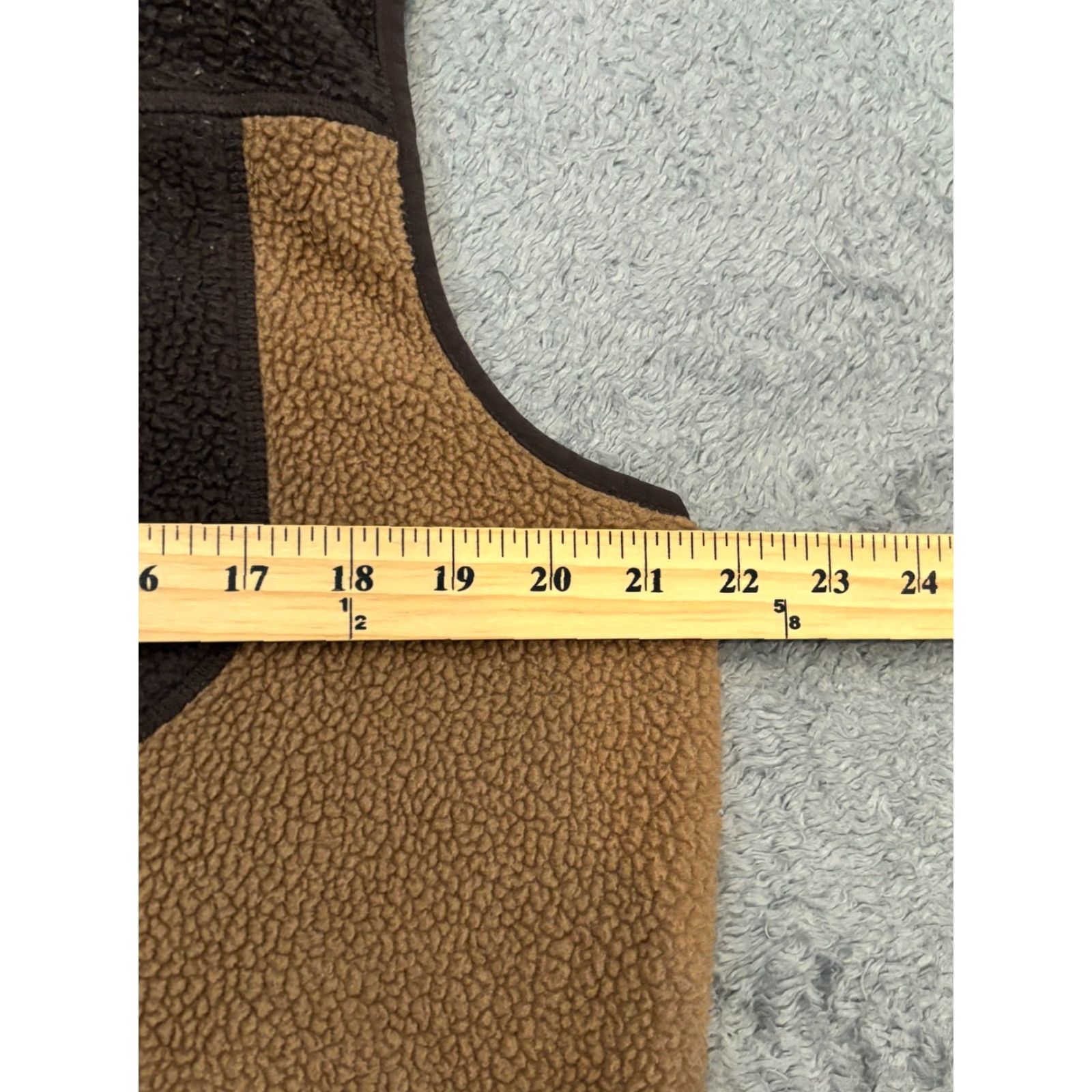 Vintage VINTAGE? No. GH Bass fleece vest mens M brown full Zip pockets sleeveless casual Size US M / EU 48-50 / 2 - 3 Thumbnail