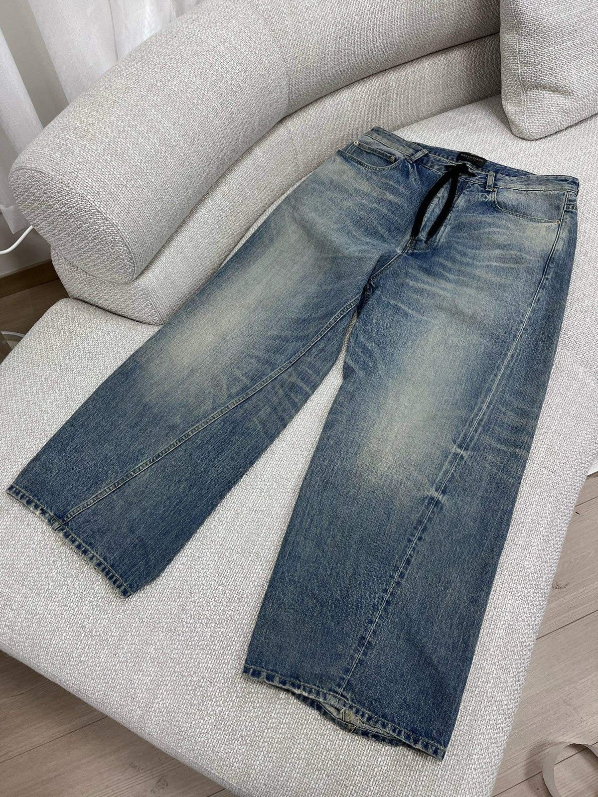 Balenciaga Balenciaga Twisted Seam Baggy Wide Leg Jeans Size US 32 / EU 48 - 3 Thumbnail