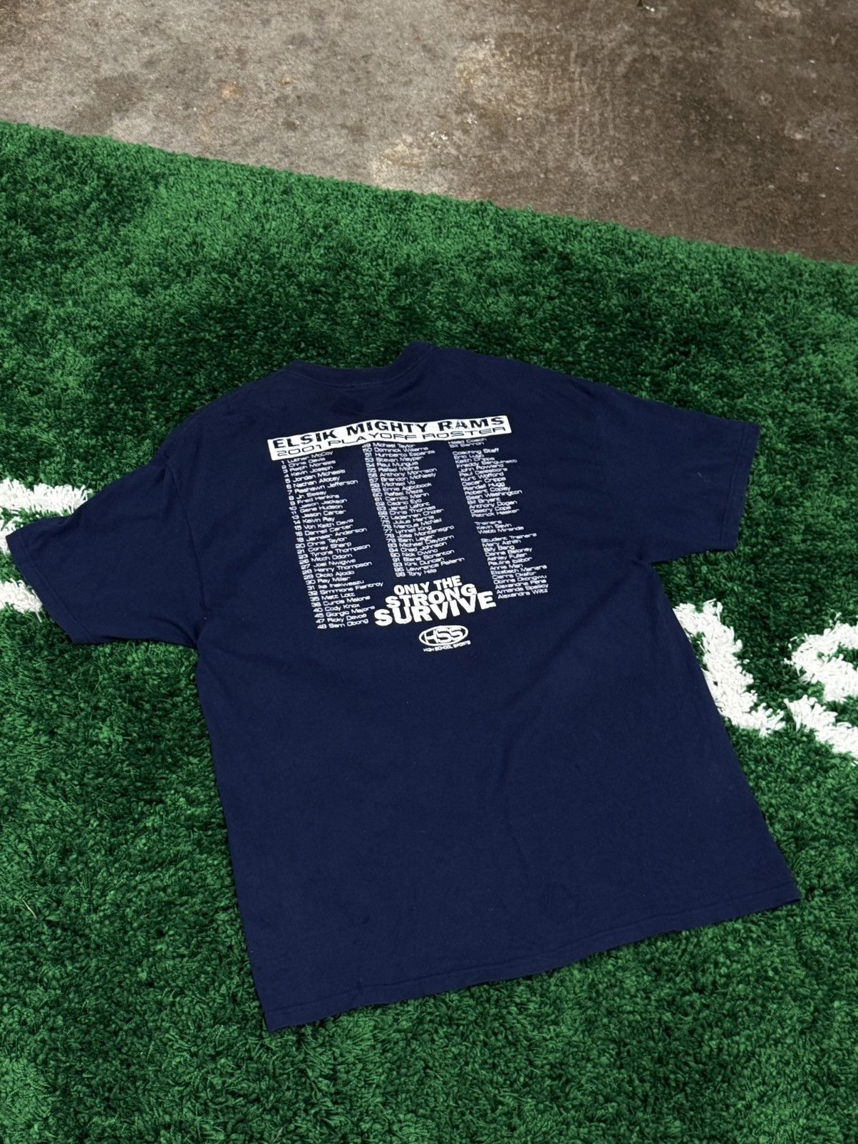 Vintage Vintage 2001 Rams Football Photo Logo Tee Distressed XL Size US XL / EU 56 / 4 - 4 Thumbnail