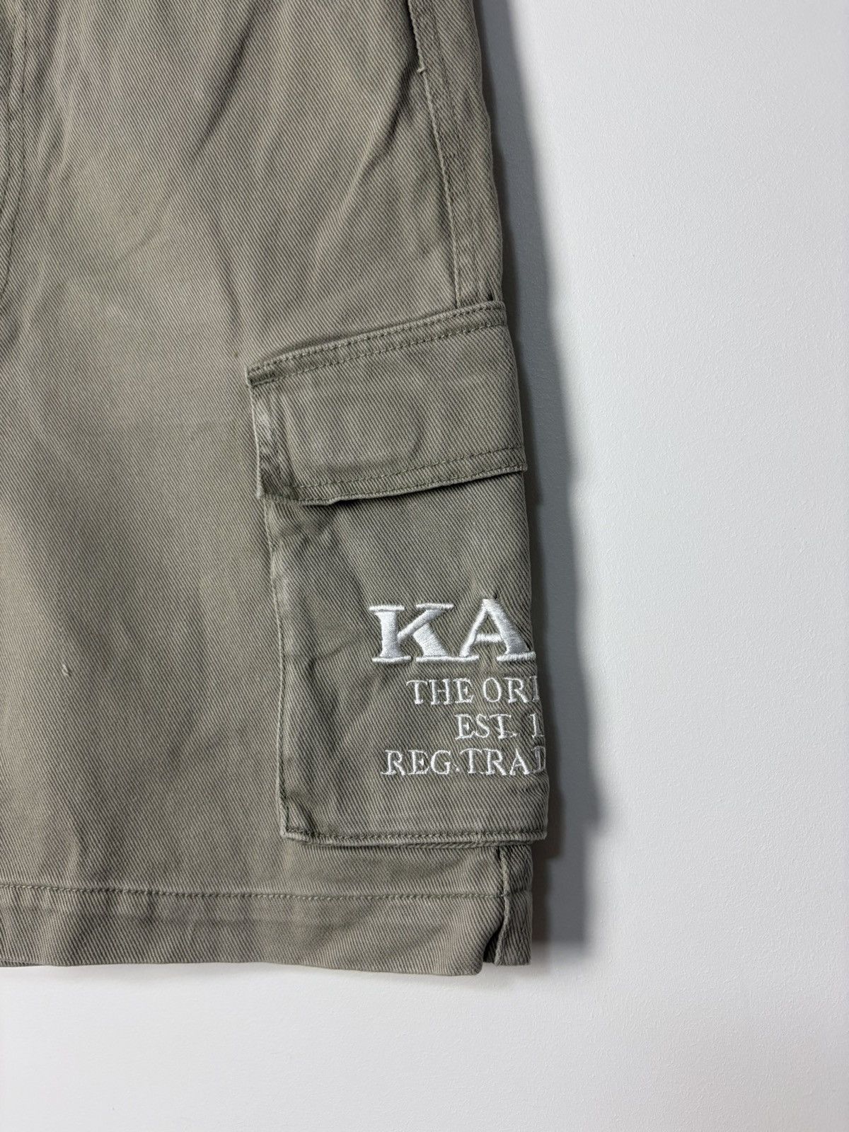 Karl Kani Karl Kani Cargo Logo shorts Y2K Streetwear Style Size US 30 / EU 46 - 4 Thumbnail