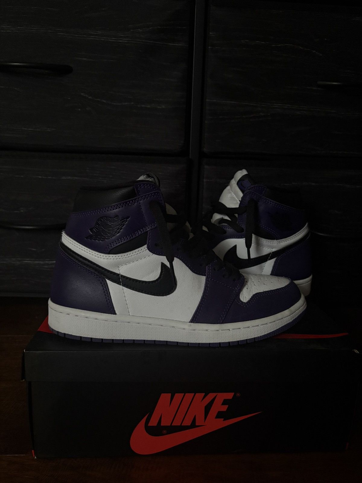 Jordan Brand JORDAN 1 "COURT PURPLE"2.0 Size US 9 / EU 42 - 1 Thumbnail
