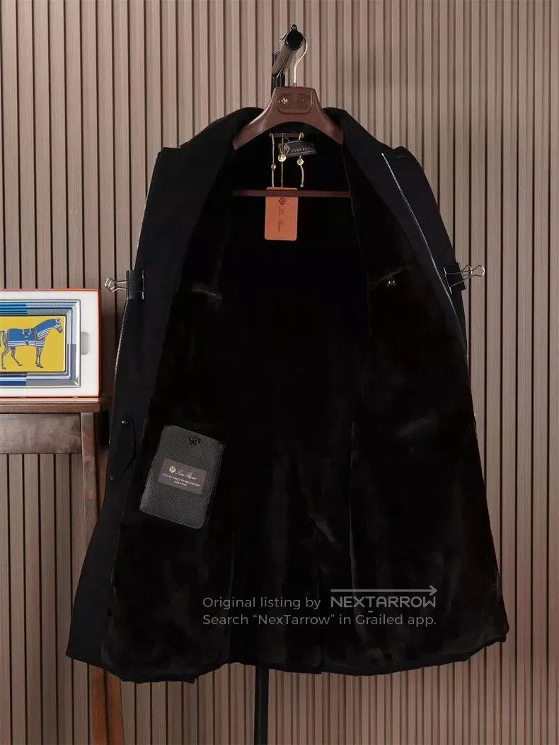 Loro Piana Loro Piana Black Fur Coat. Size US S / EU 44-46 / 1 - 2 Thumbnail