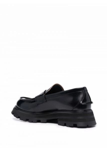 Alexander McQueen o1w1db10725 Seal Logo Loafer in Black Size US 8.5 / EU 41-42 - 4 Thumbnail