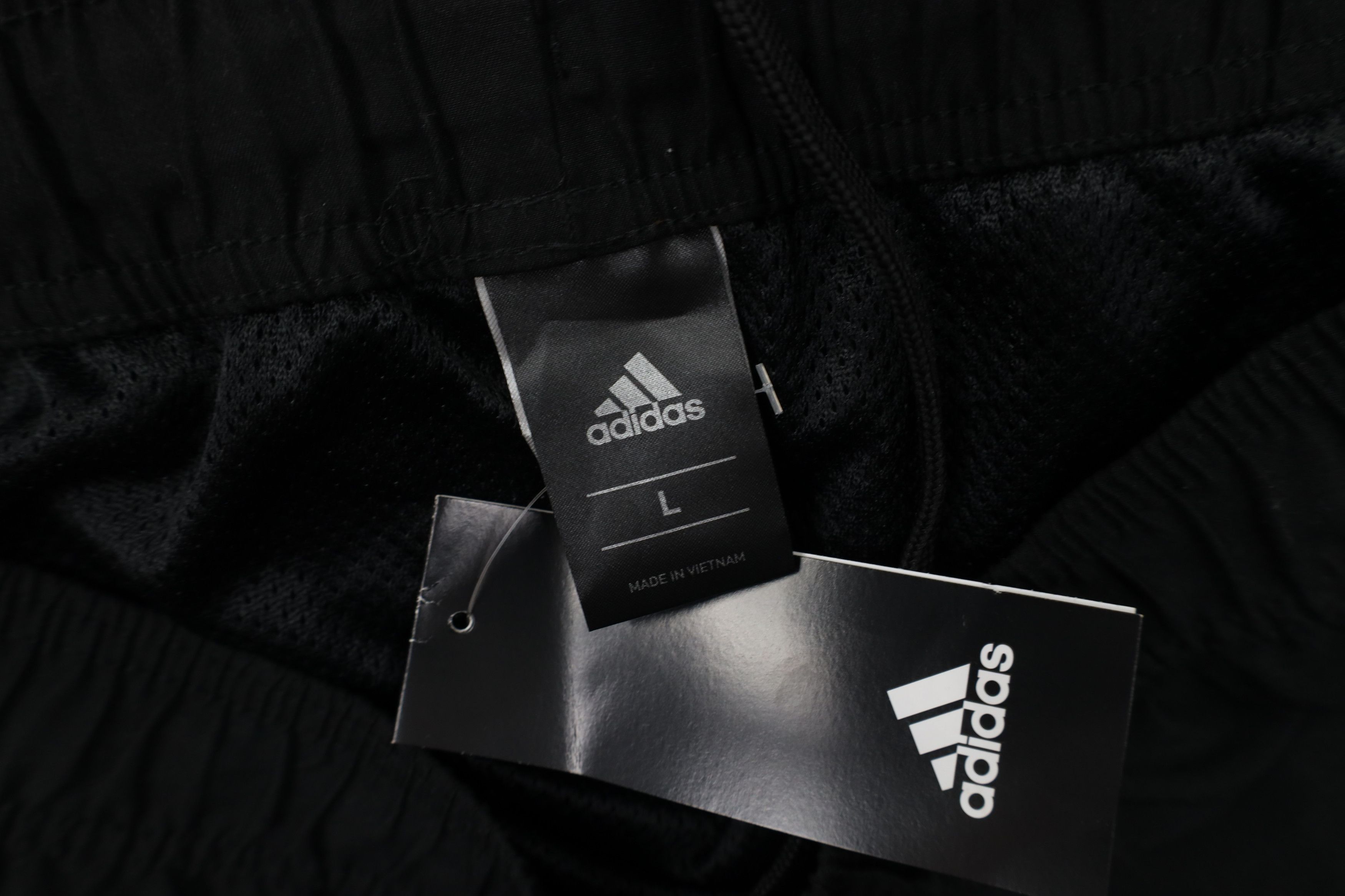 Adidas Deadstock Y2K Adidas Lined Running Jogging Soccer Shorts Size US 34 / EU 50 - 10 Thumbnail