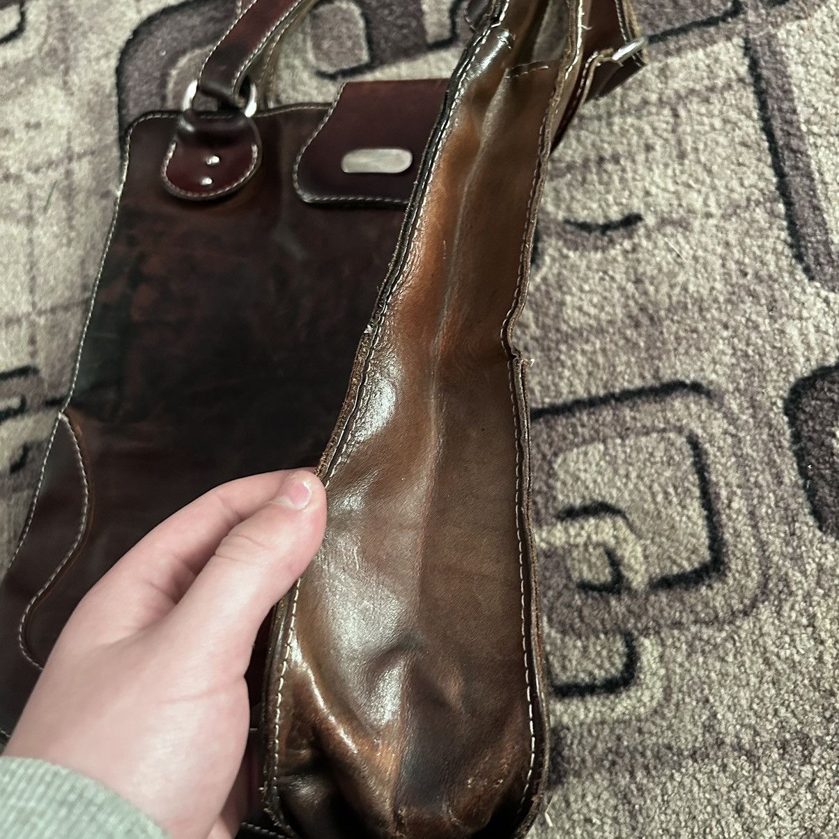 Designer × numero 10 Numero 10 Made in Italy Garment Dyed Paint Leather Hand Bag Size ONE SIZE - 7 Thumbnail