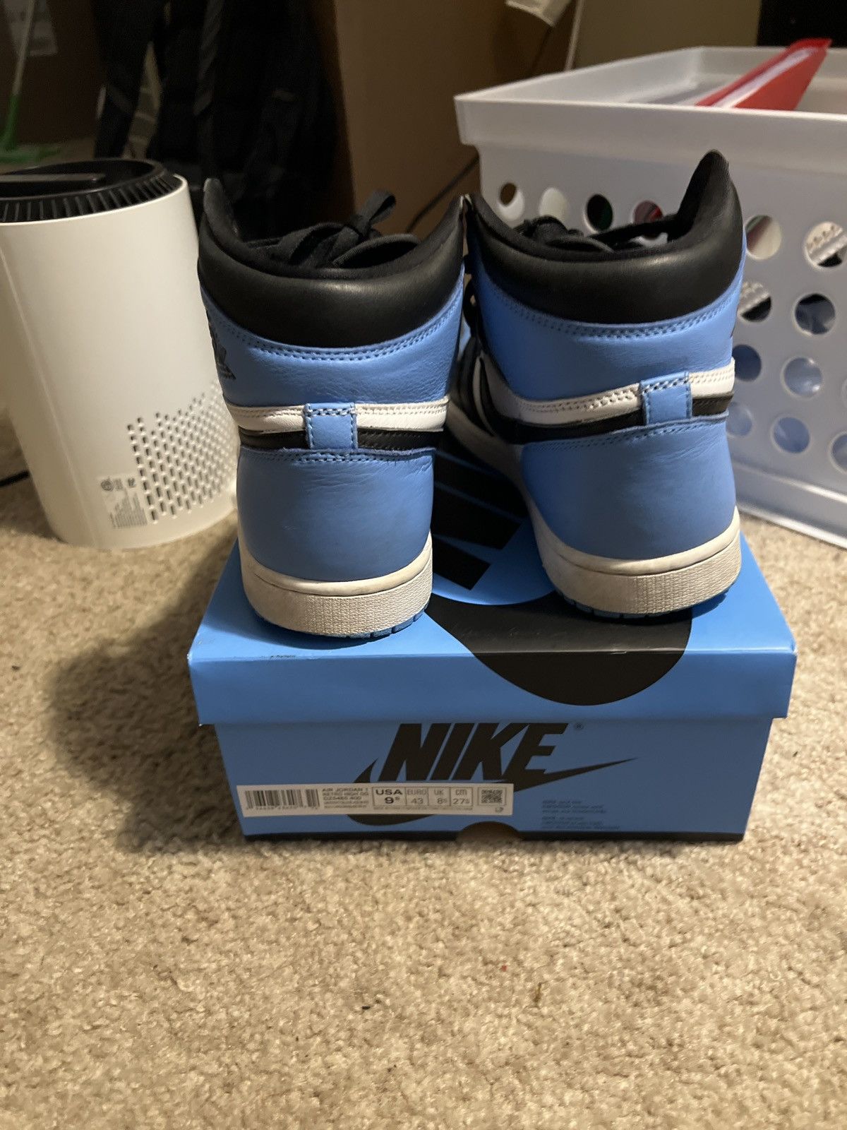 Jordan Brand × Nike Nike air jordan 1 unc toe Size US 9.5 / EU 42-43 - 8 Thumbnail