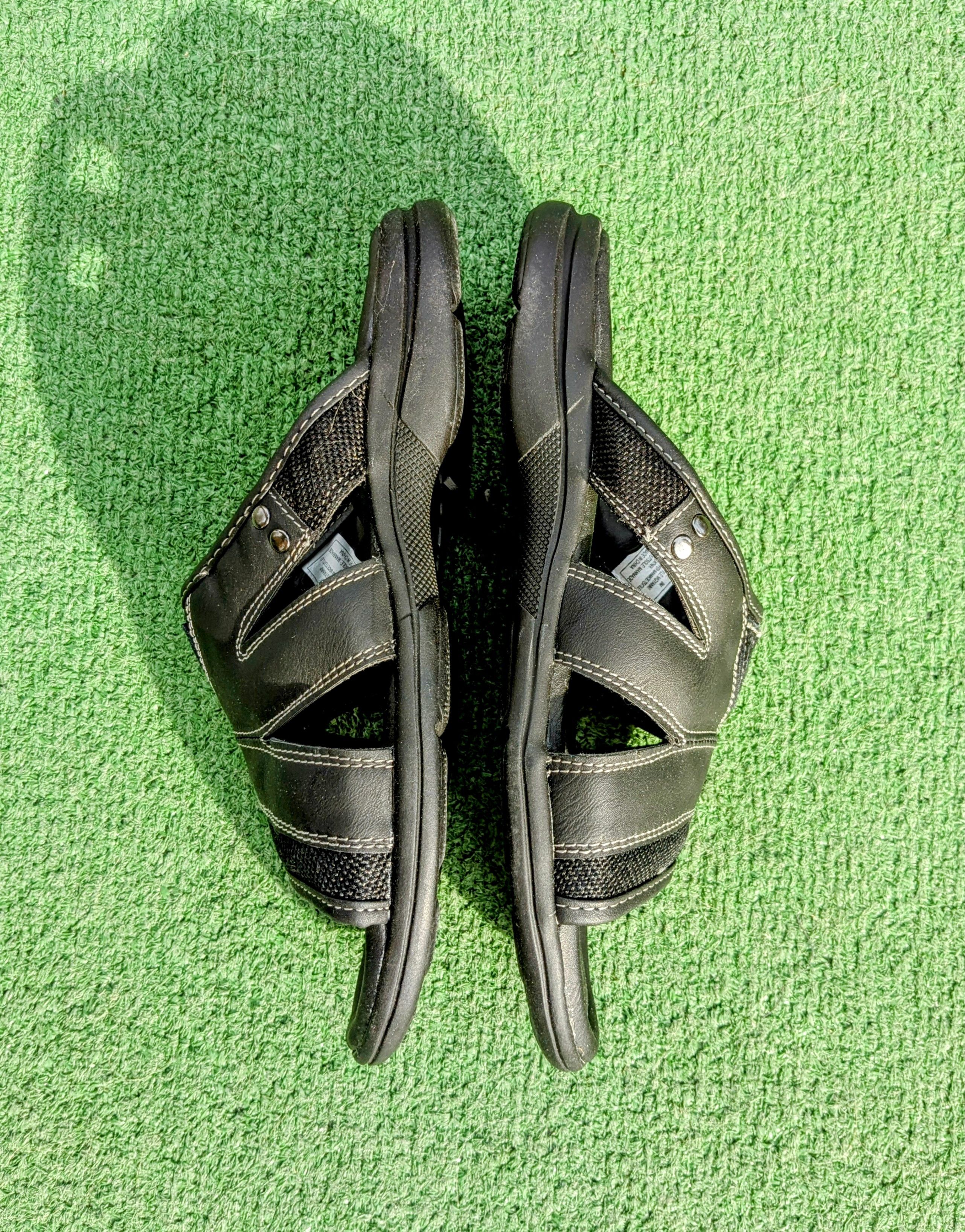 Guess Guess Ebony Multi-Strap Faux Leather Flop Slide Sandals NWT Size US 8 / EU 41 - 4 Thumbnail