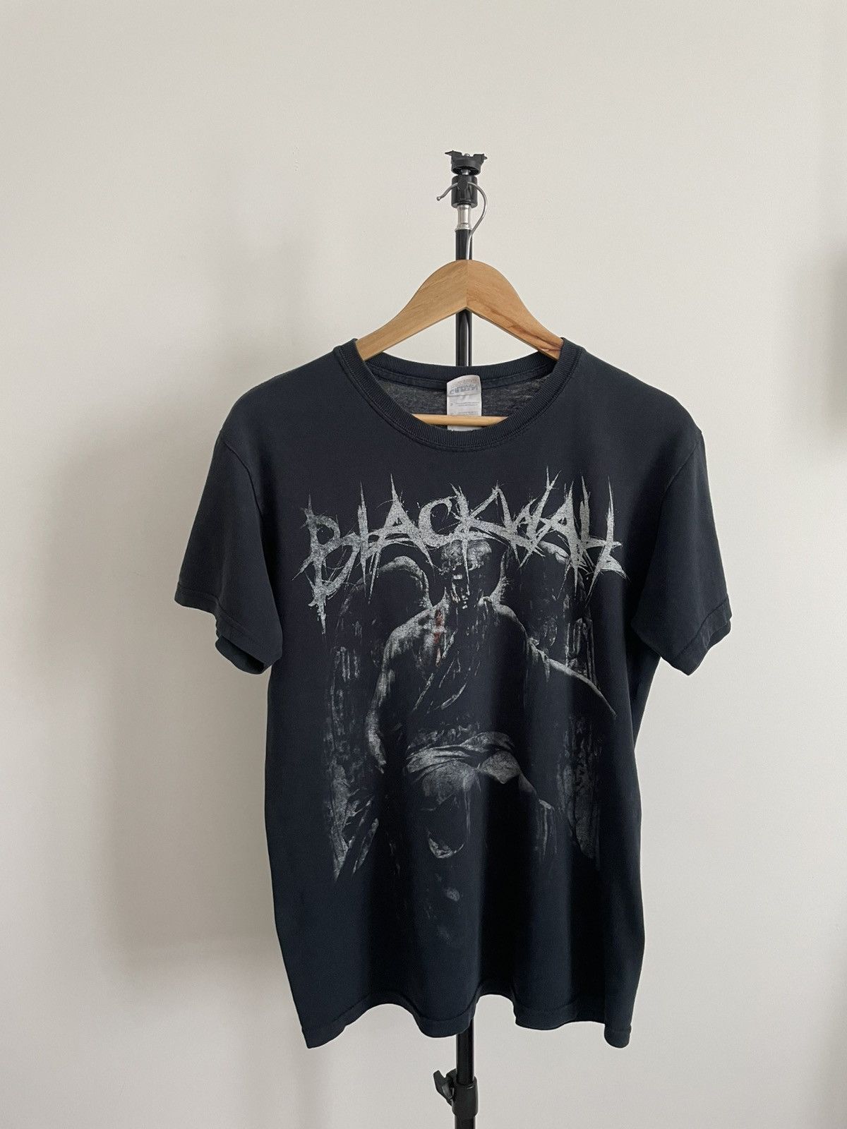 Band Tees Vintage 00's Black Wall Hard Metal Band T- Shirt Size US S / EU 44-46 / 1 - 1 Thumbnail