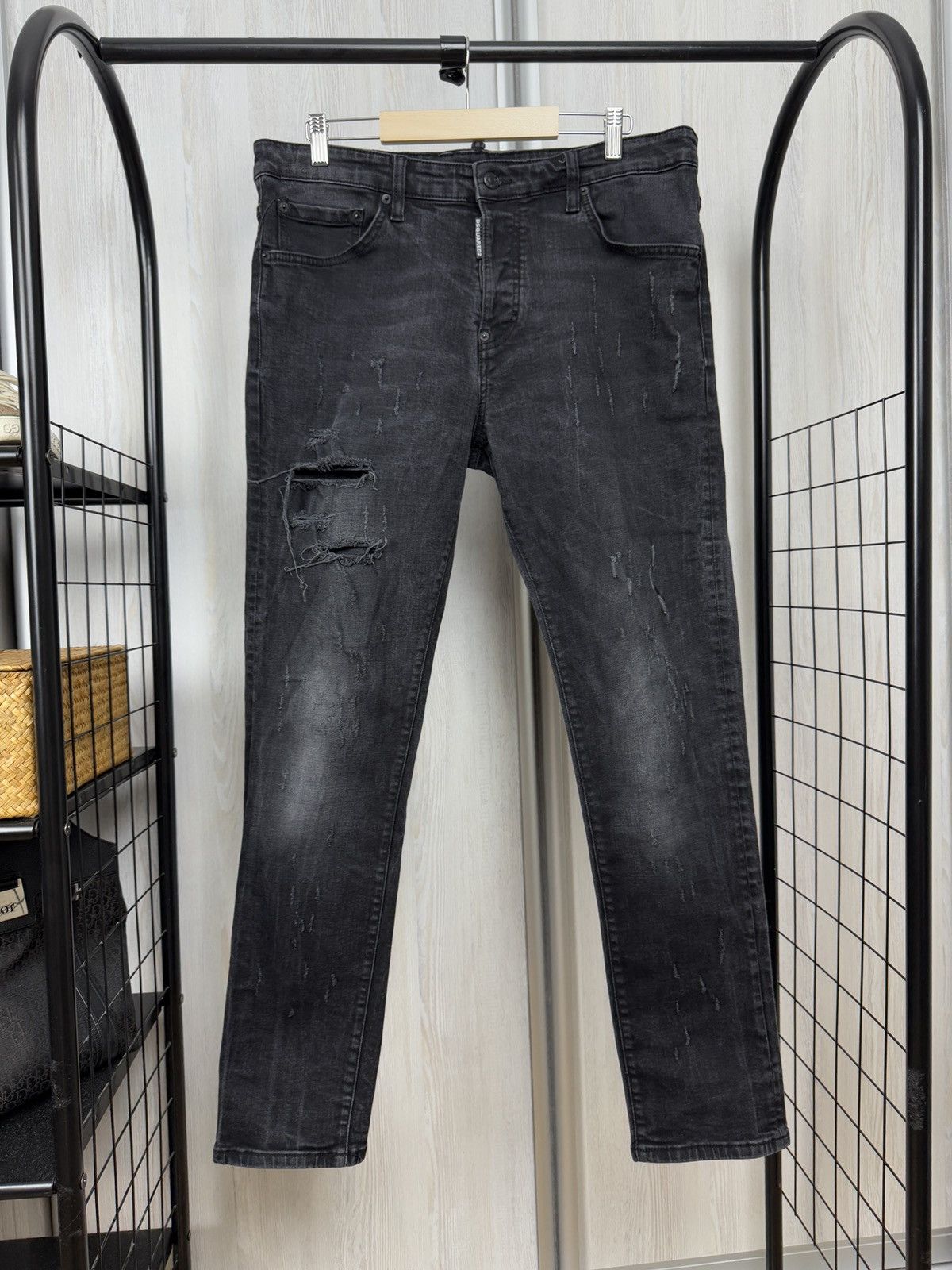 Dsquared2 Dsquared2 black distressed faded denim jeans pants Size US 36 / EU 52 - 1 Thumbnail