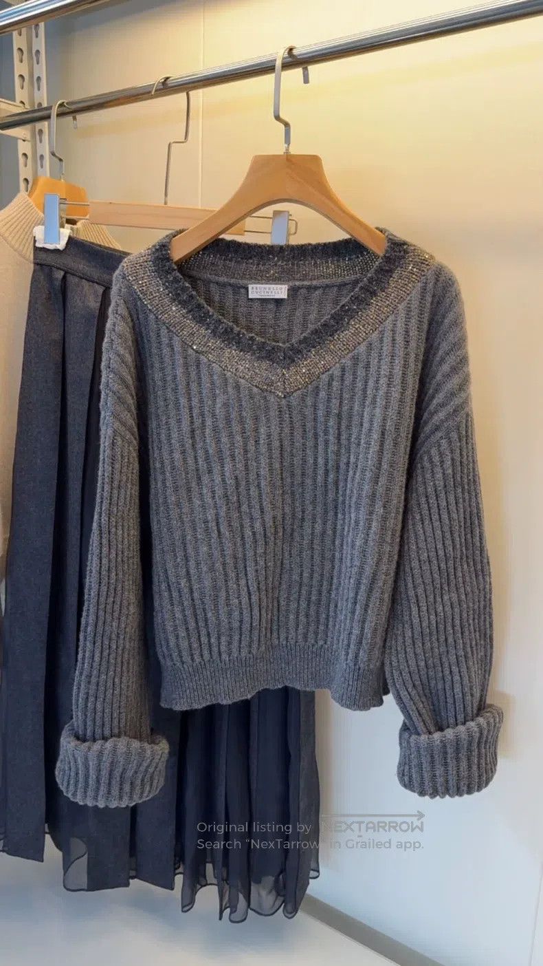 Brunello Cucinelli Brunello Cucinelli Sequined Cashmere Sweater Size S / US 4 / IT 40 - 1 Thumbnail