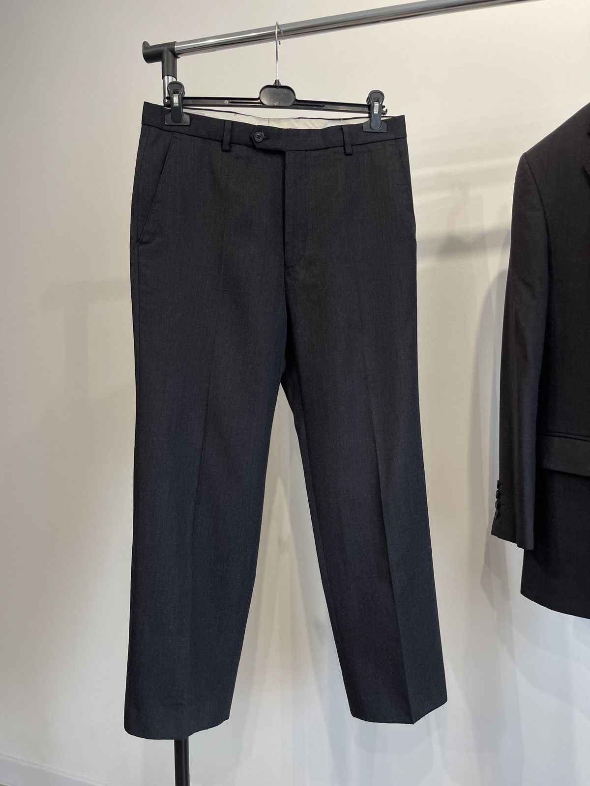 DAKS DAKS London Gray 2-Piece Suit - 100% Pure New Wool Size 38R Size 38R - 5 Thumbnail