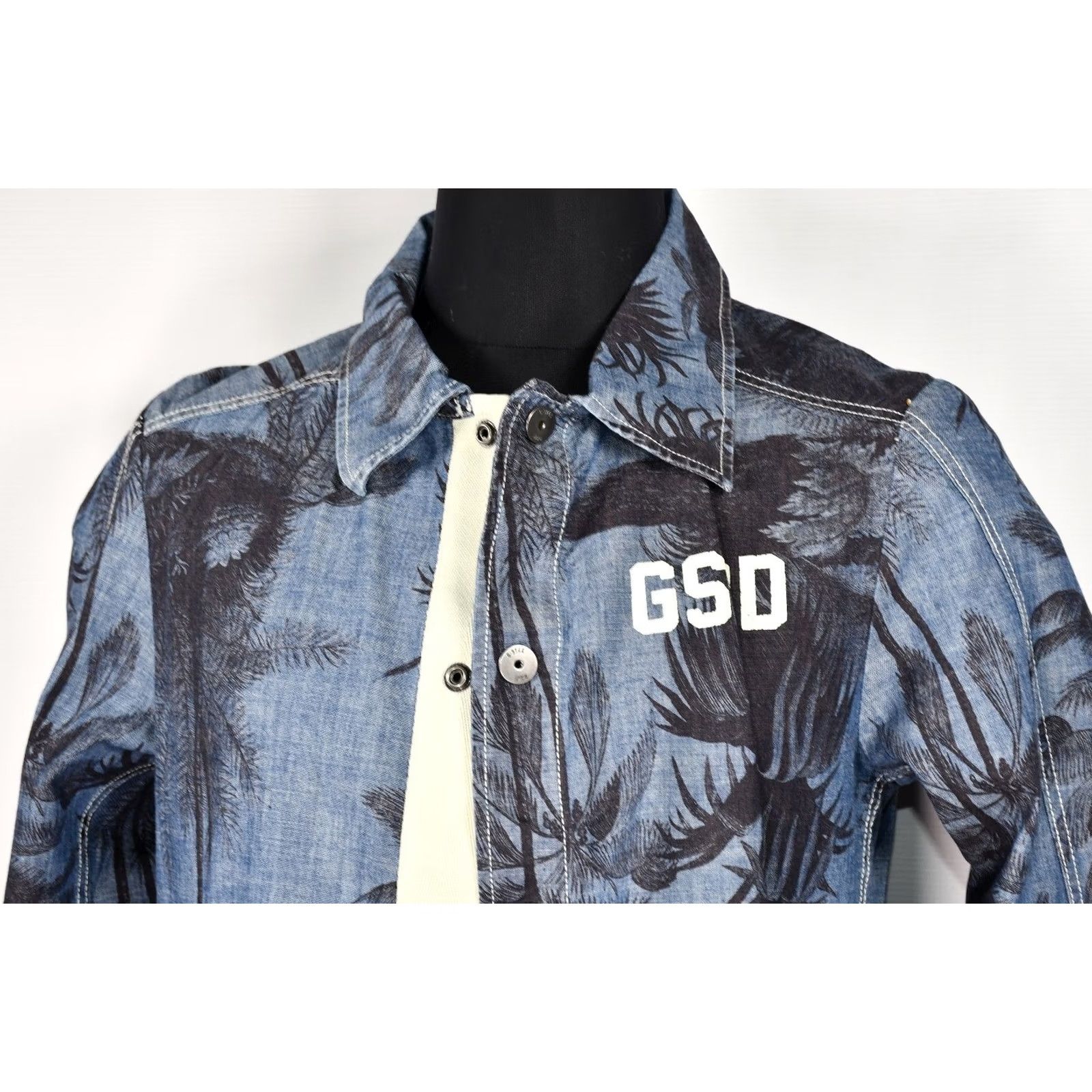 G-Star G-Star MESON COACH OVERSHIRT Chambray Flax Jacket Men's M Blue Floral Logo Chest/Armpit 53 cm 67 cm 68 cm - New - Regular Fit Size US M / EU 48-50 / 2 - 5 Thumbnail