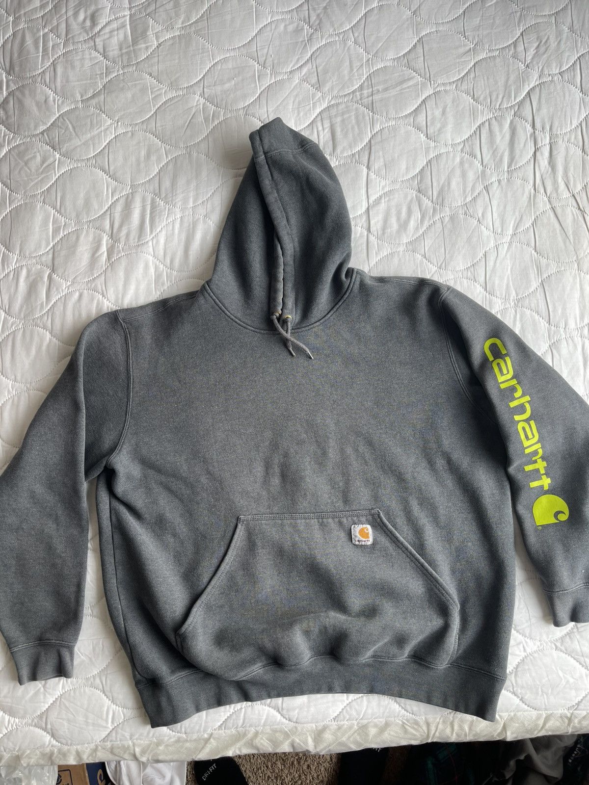 Carhartt Carhart Gray hoodie with neon green sleeve lettering Size US XL / EU 56 / 4 - 1 Thumbnail