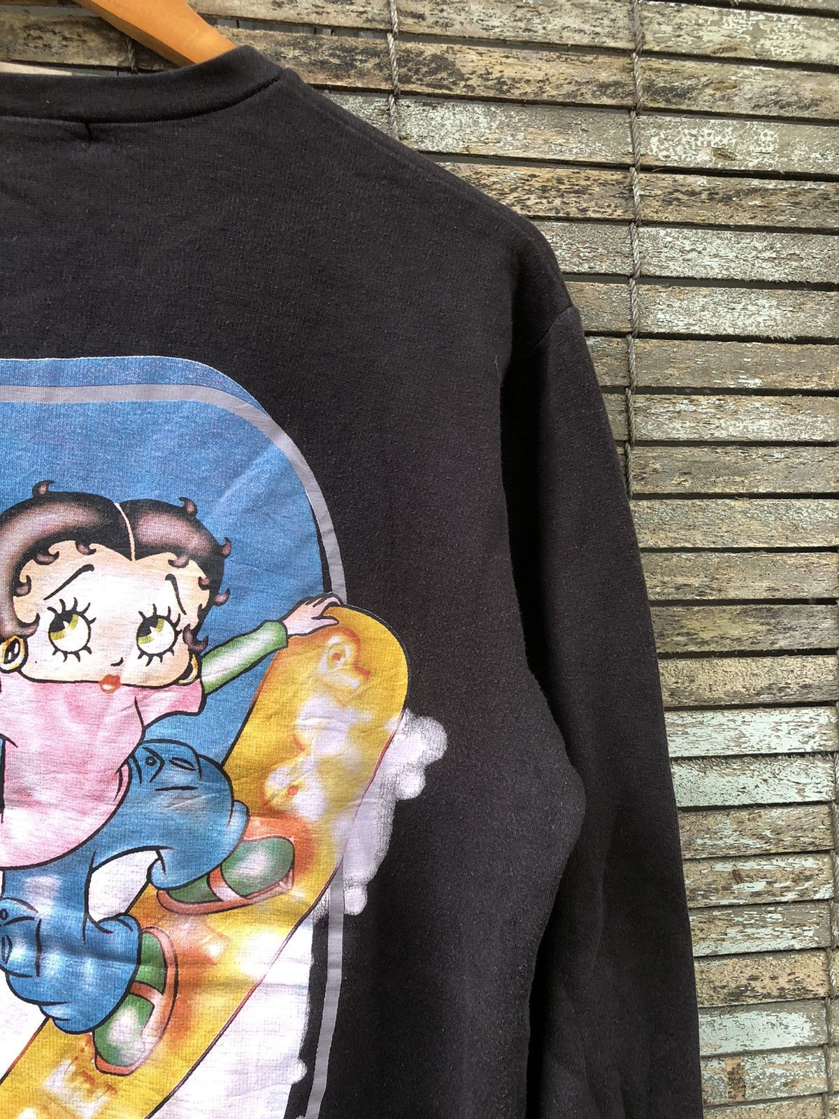 Cartoon Network × Japanese Brand × Vintage Vintage Y2K Betty Boop Snowboard Backhit Tshirt Size US L / EU 52-54 / 3 - 6 Thumbnail