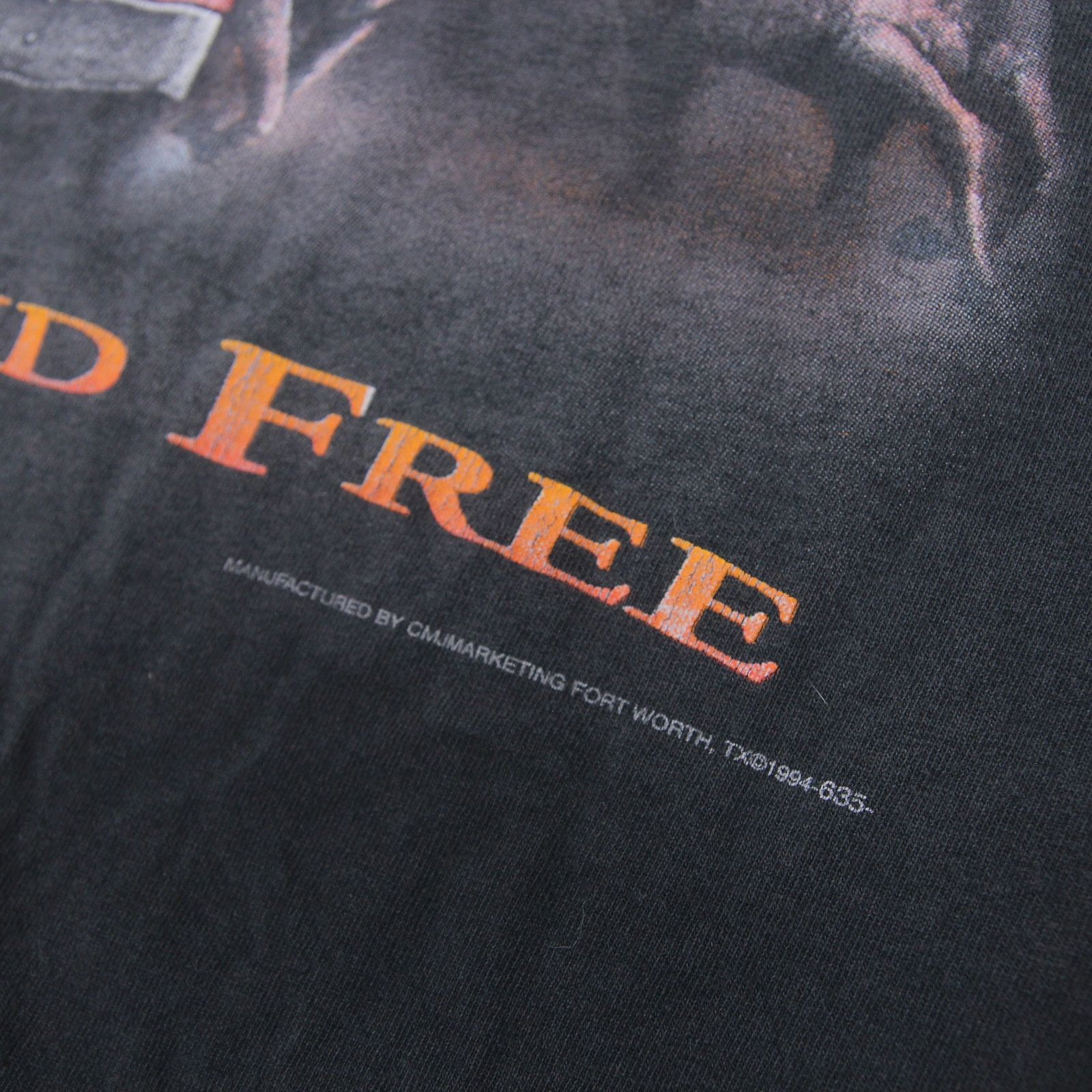 Vintage Vintage 3D Emblem "Wild and Free" Graphic T Shirt Size US XL / EU 56 / 4 - 3 Thumbnail