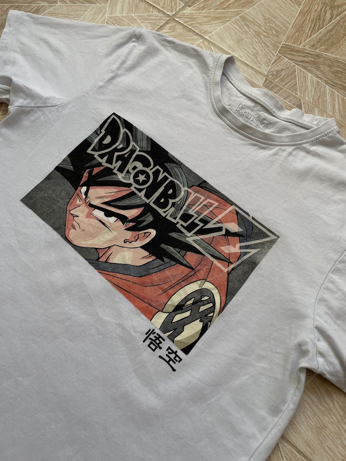 Anime × Japanese Brand × Vintage Y2K Rare Vintage Dragon Ball Z Big Logo Goku Anime Tee White Size US S / EU 44-46 / 1 - 2 Thumbnail