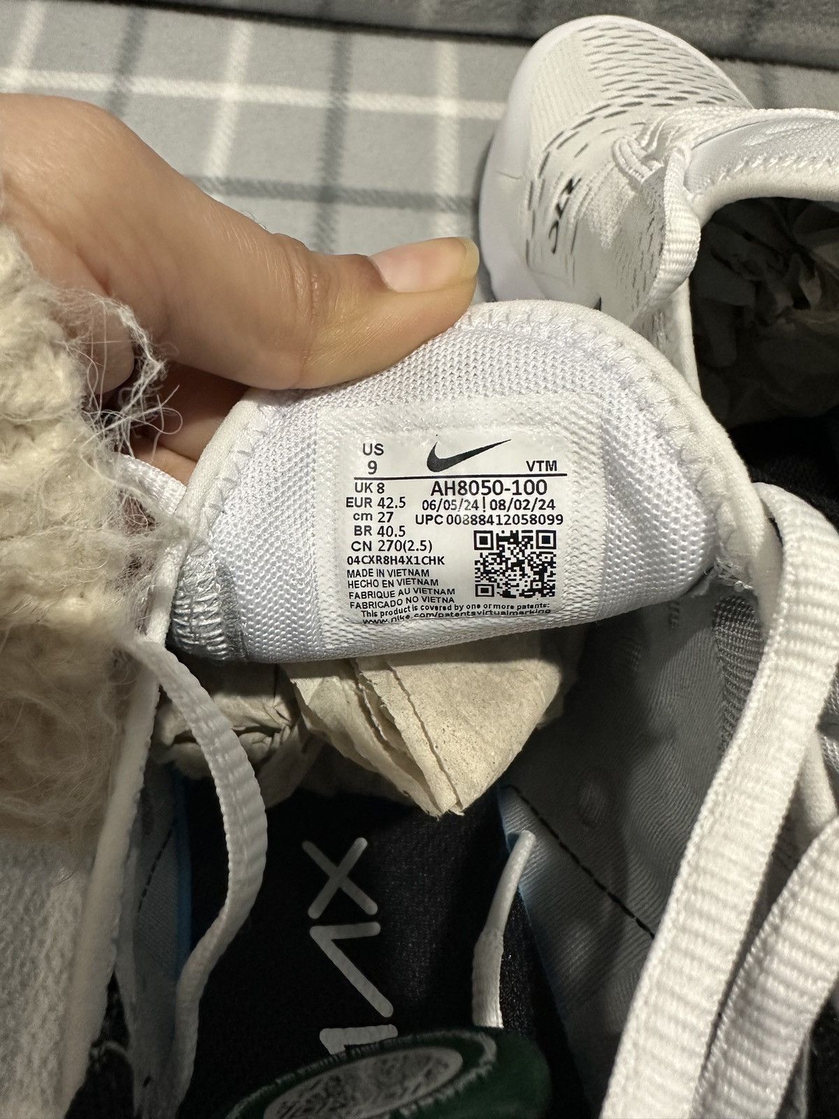 Nike White & Black Air max 270 Size US 9 / EU 42 - 6 Thumbnail