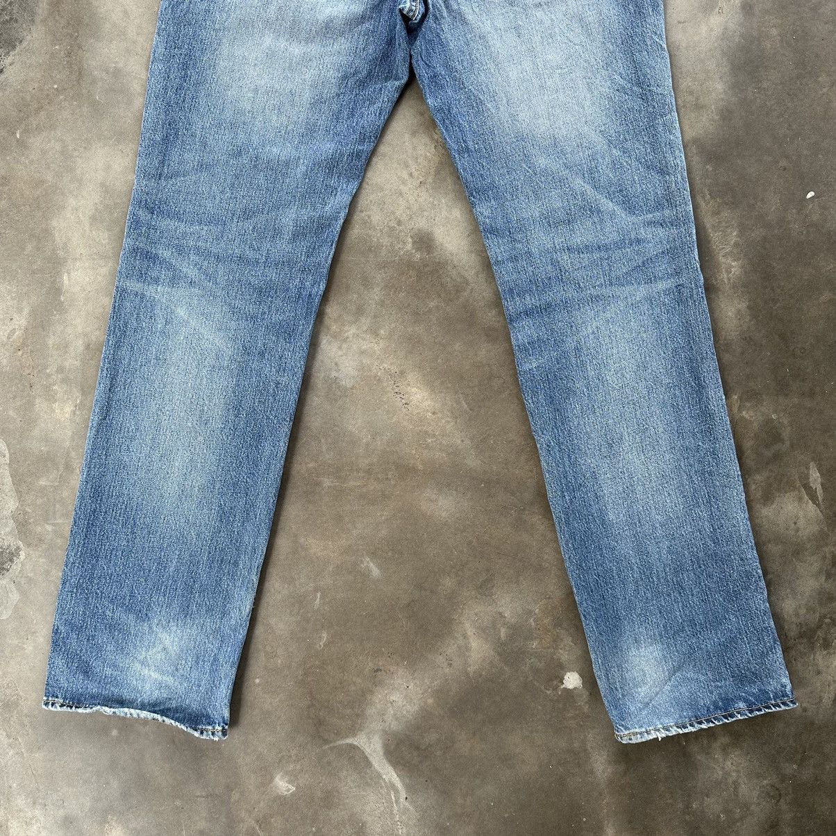 Japanese Brand Vintage Levi’s 502 Distress Raw Faded Denim Jean Size 35 Size US 35 - 14 Thumbnail