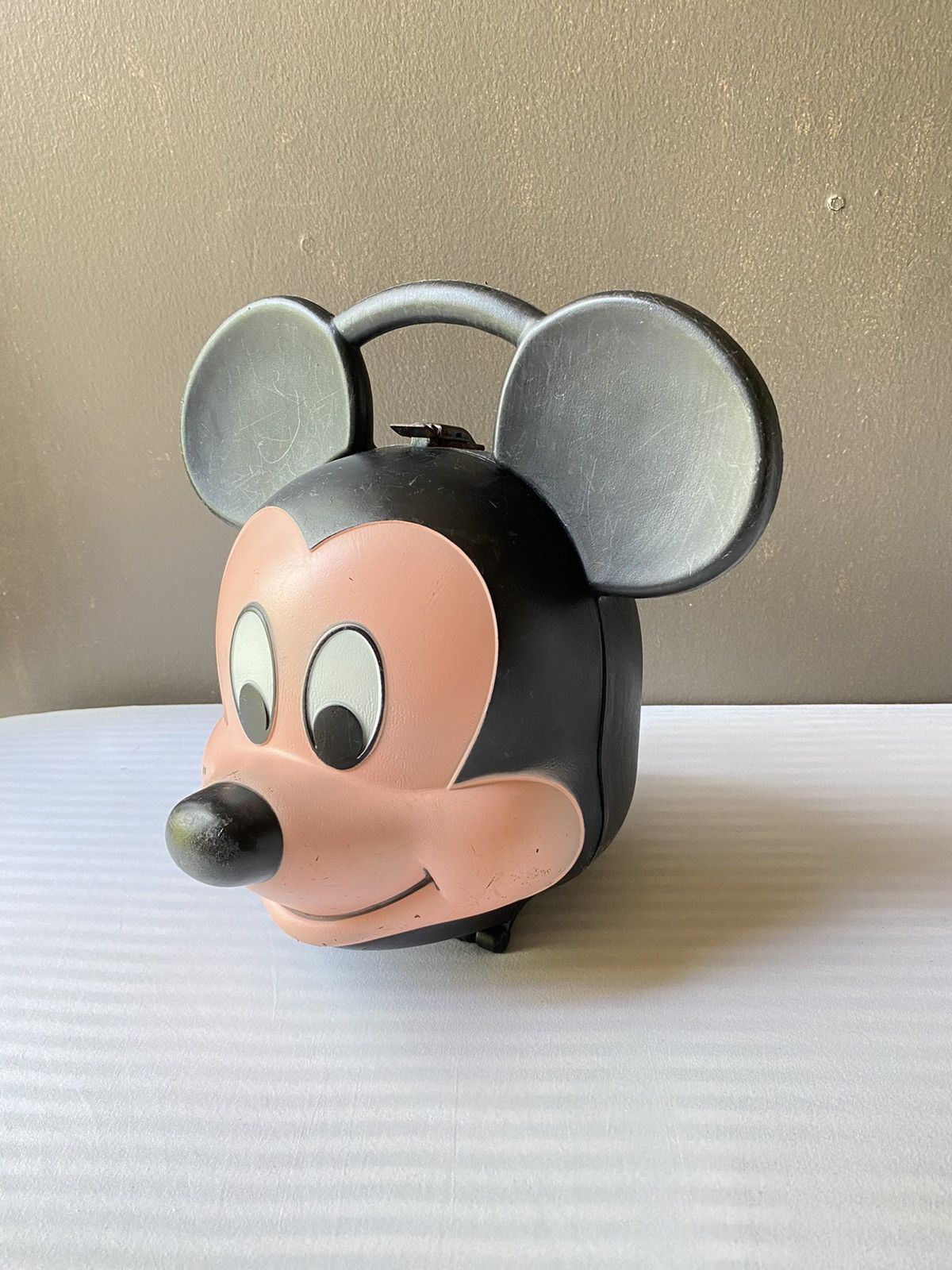 Disney × Mickey Mouse × Vintage Disney Mickey Mouse Head Lunch Box Size ONE SIZE - 13 Thumbnail