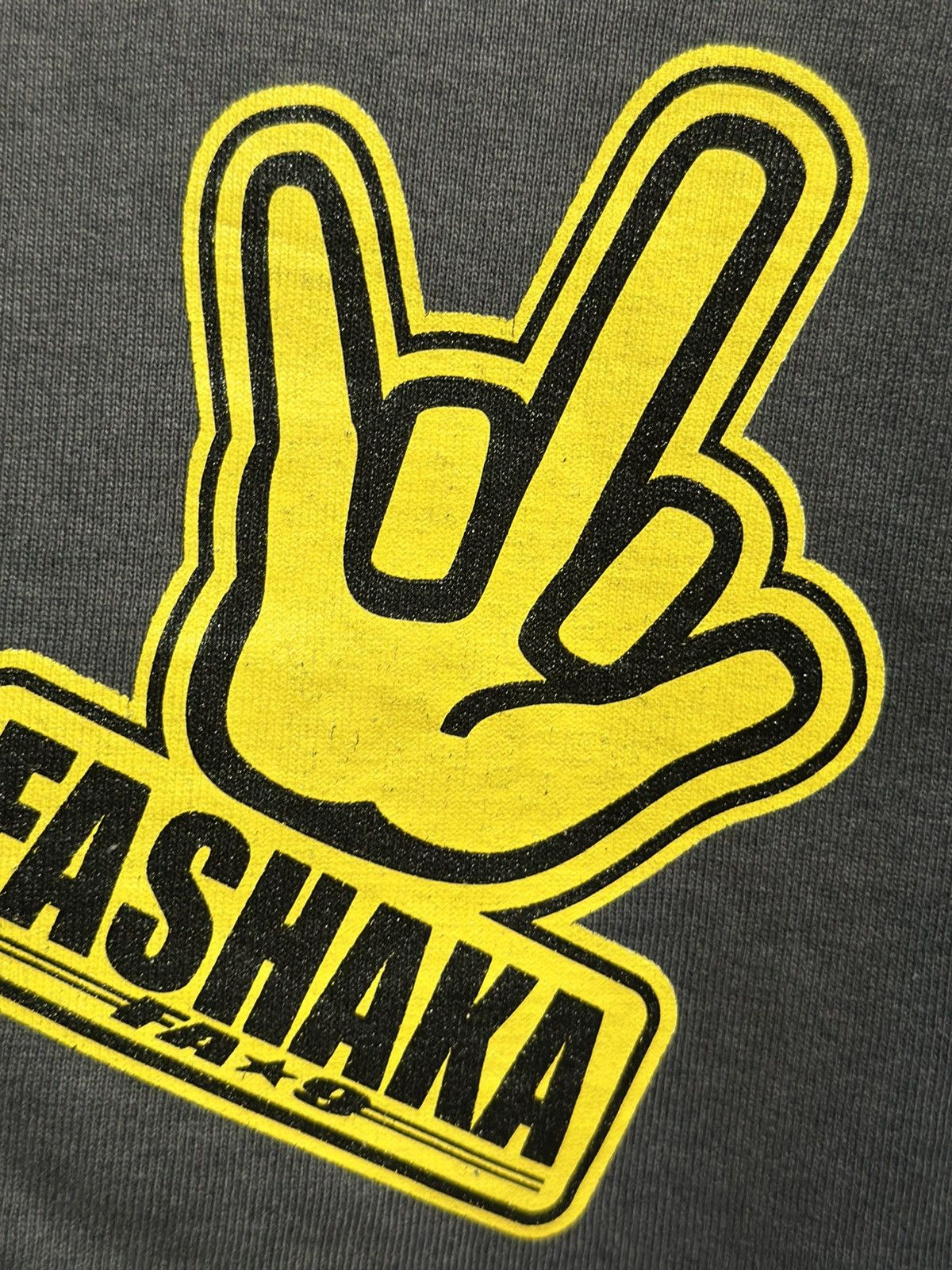 Japanese Brand Thrashed Vintage Fashaka Sun Faded Tee Size US L / EU 52-54 / 3 - 11 Thumbnail
