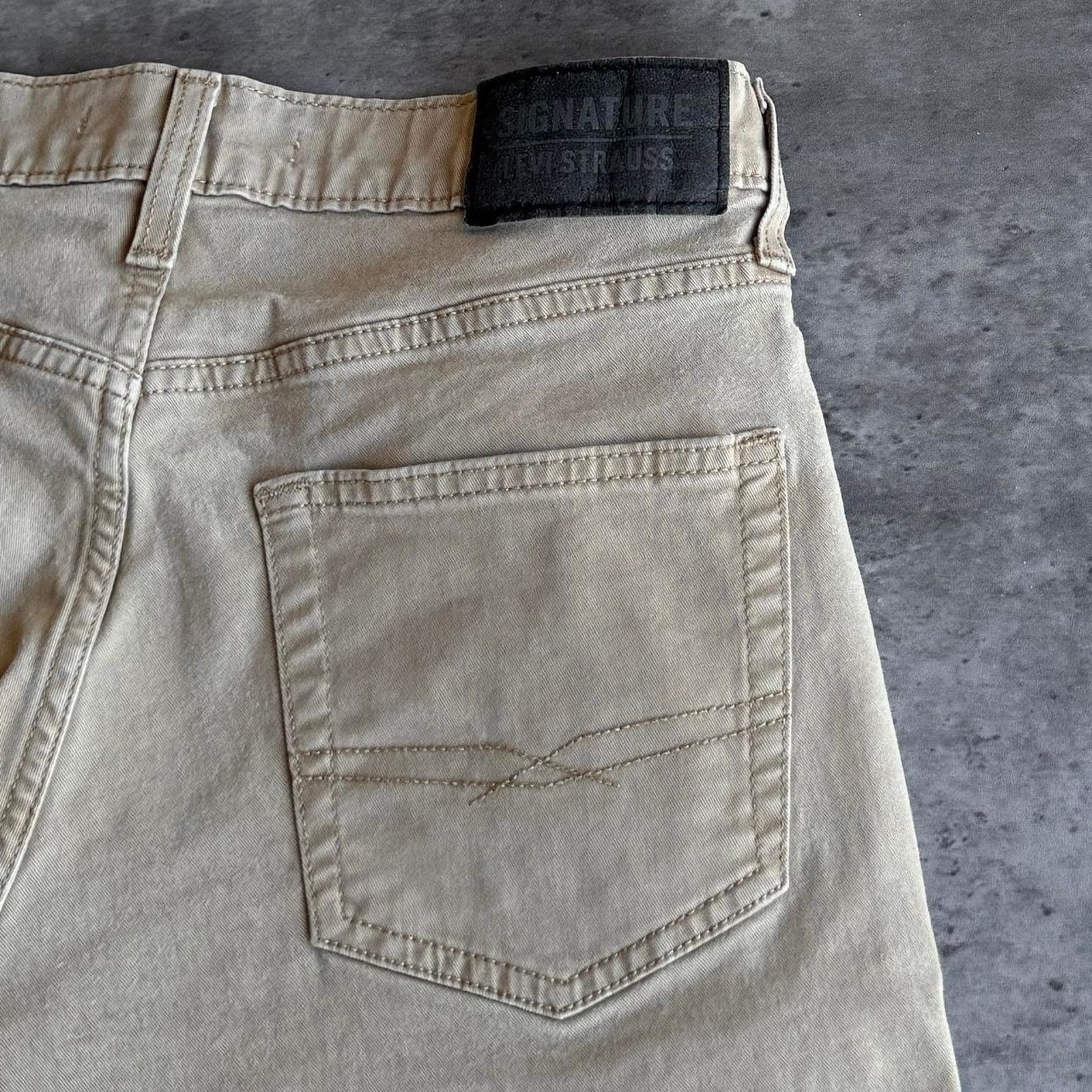 Levi's × Levi's Vintage Clothing Levi’s Athletic Tan Essential Casual Jeans Size US 28 / EU 44 - 3 Thumbnail