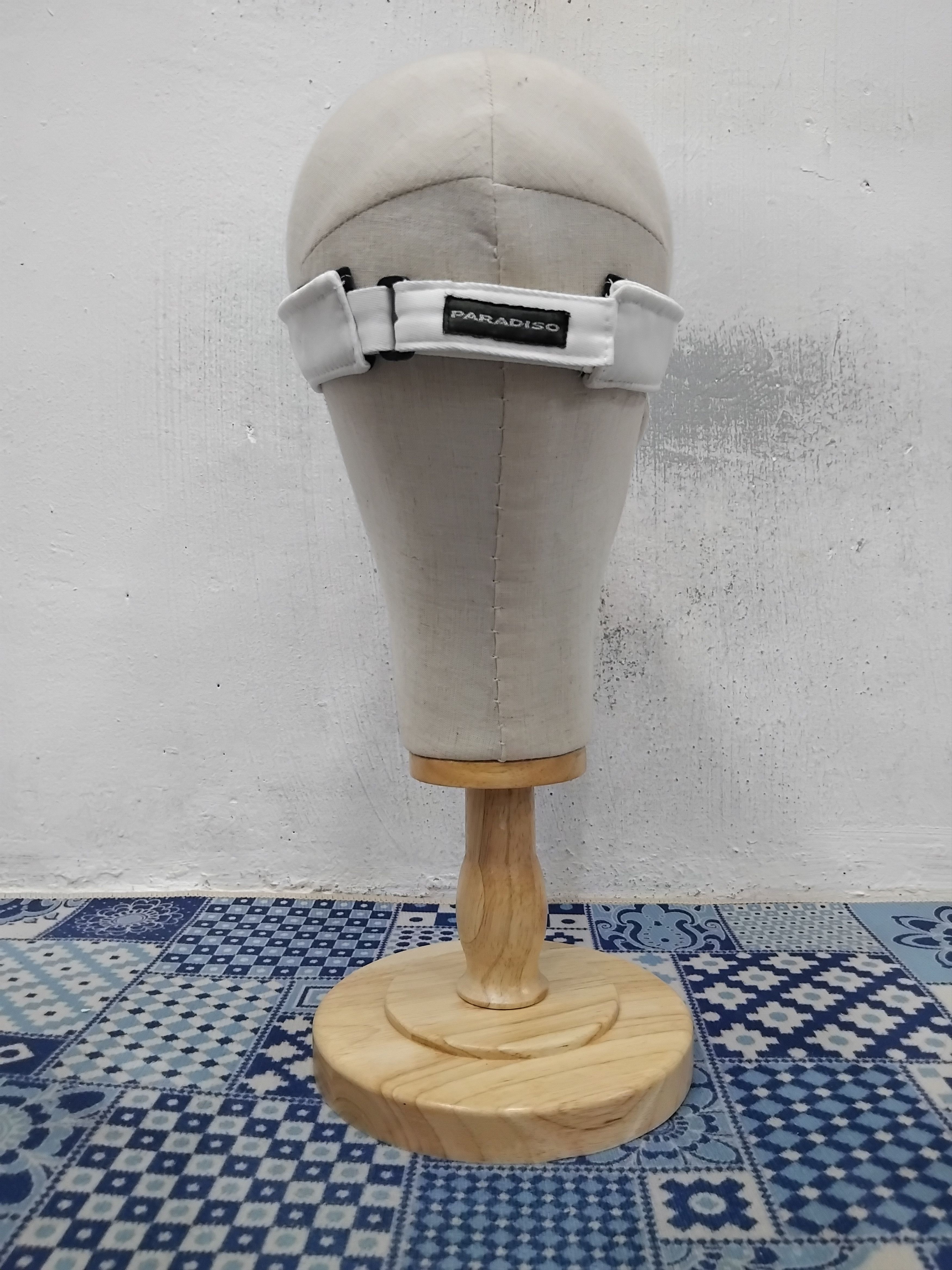 Japanese Brand Paradiso golf white colour half cap Size ONE SIZE - 5 Thumbnail