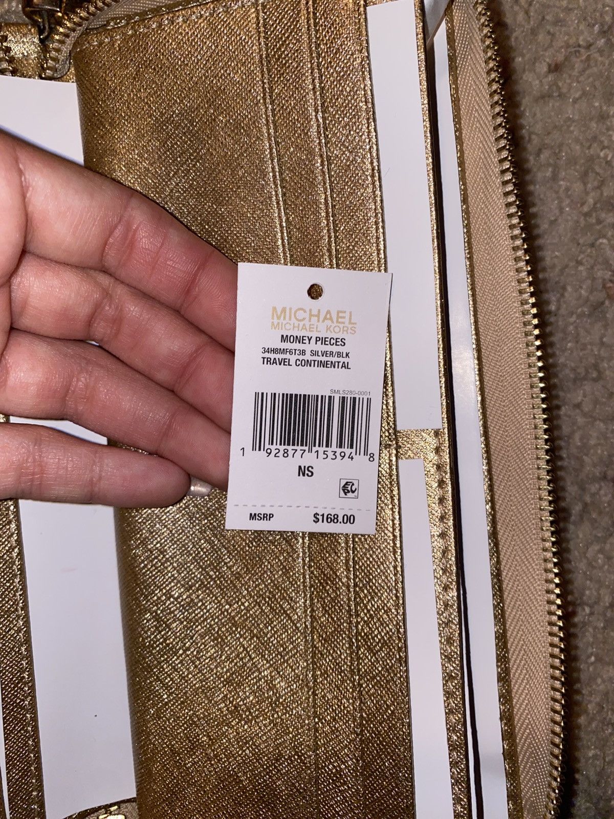 Michael Kors Michael Kors Gold Wristlet Wallet Size ONE SIZE - 8 Thumbnail