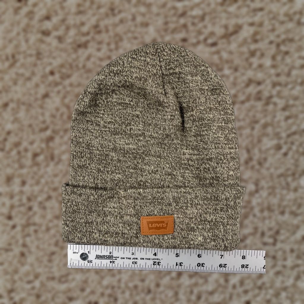 Levi's Levi's Beanie One Size Adult Beige Gray Knit 100% Acrylic Logo Outdoor Ski Hat/Beanie Mens Womens Unisex Adults Knitting Lightweight Knitwear Size ONE SIZE - 1 Thumbnail