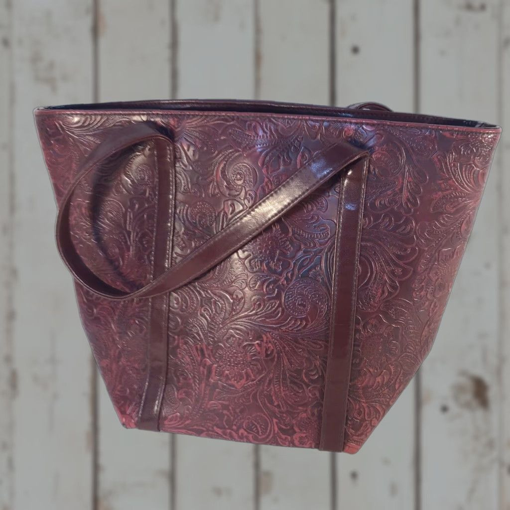 Victoria's Secret Victoria's Secret Women's Shoulder Bag Small Faux Leather Floral Paisley Burgundy EUC Size ONE SIZE - 1 Thumbnail