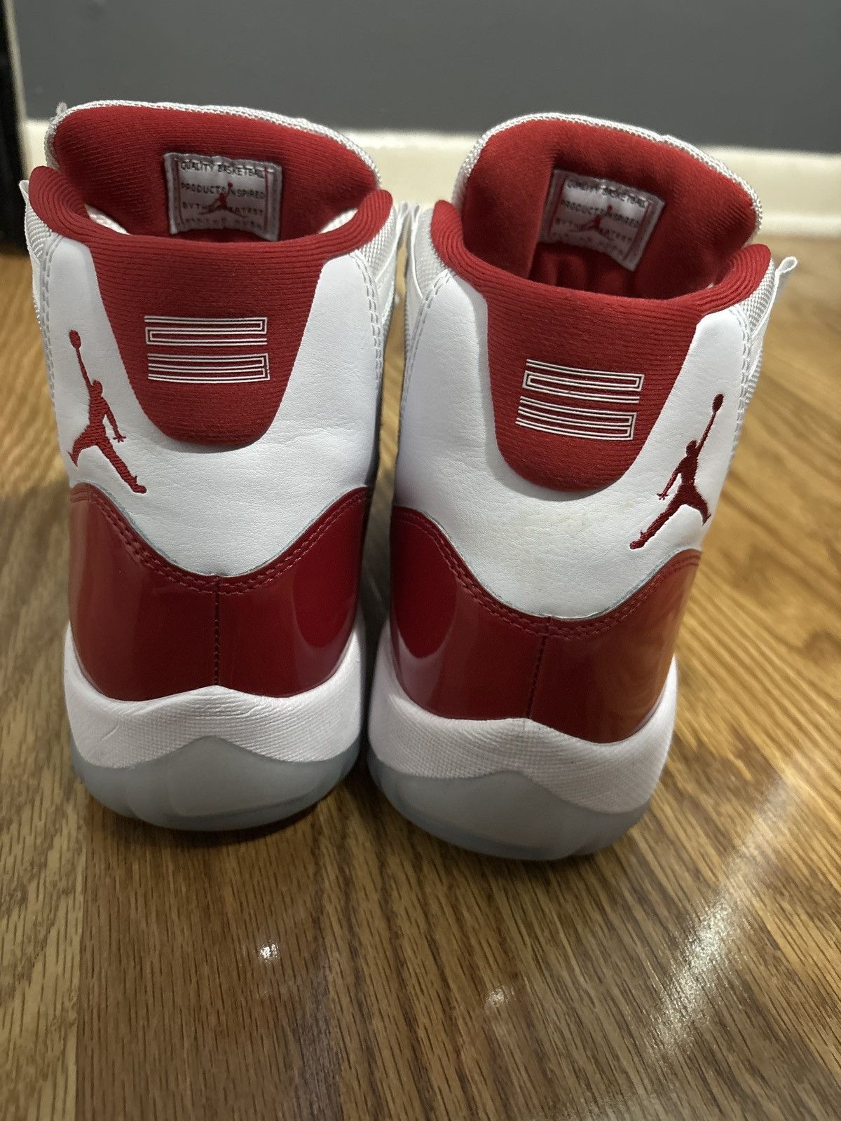 Jordan Brand Jordan 11 Cherry Size US 9 / EU 42 - 5 Thumbnail