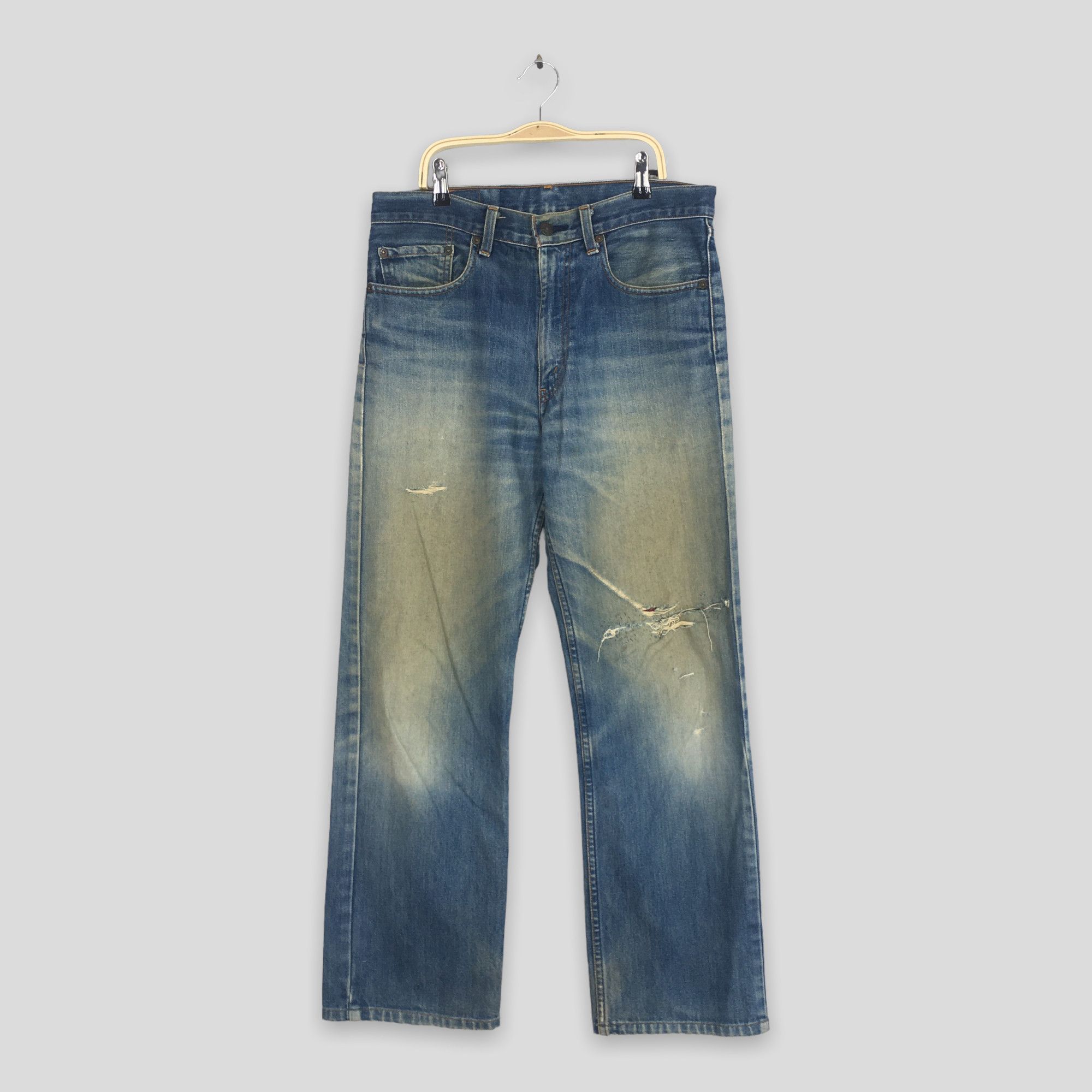 Levi's Size 32x29 Vintage 90s Levis 505 Blue Stonewash Jeans S1963 Size US 32 / EU 48 - 1 Thumbnail