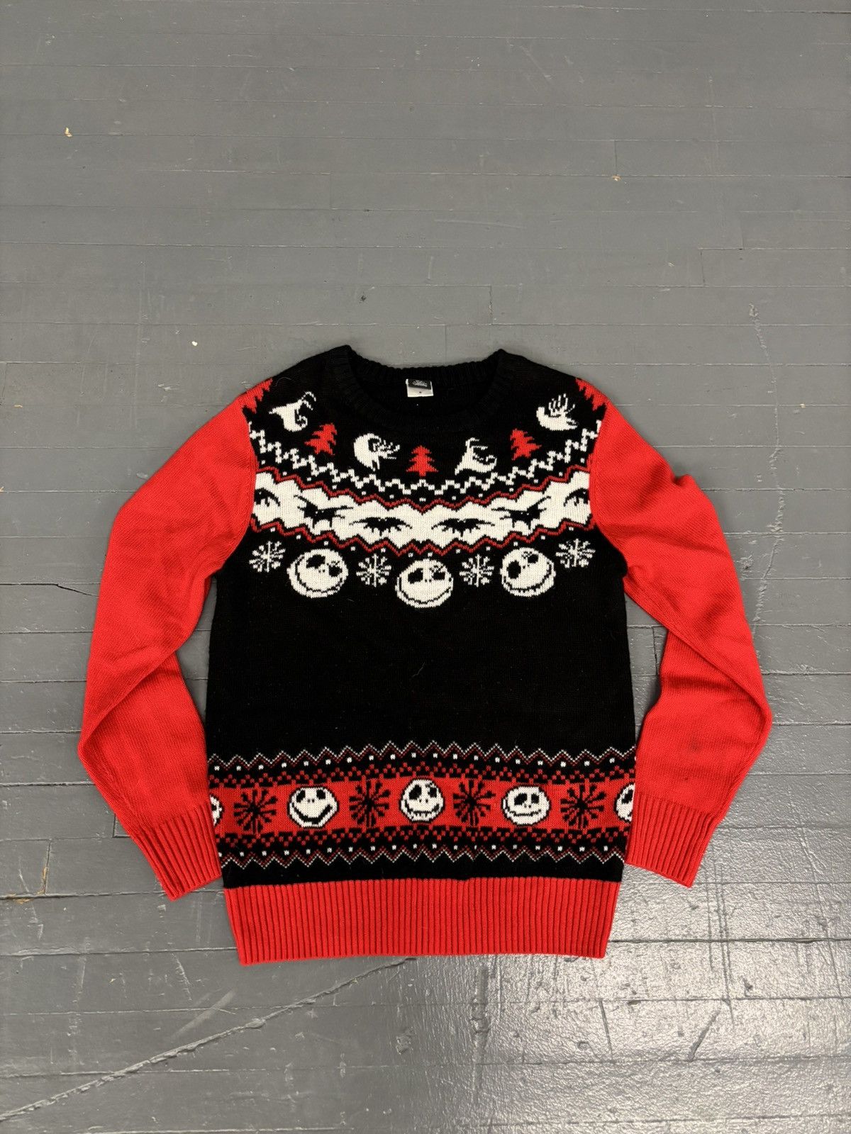 Disney Disney the nightmare bed Christmas sweater Size M / US 6-8 / IT 42-44 - 1 Thumbnail
