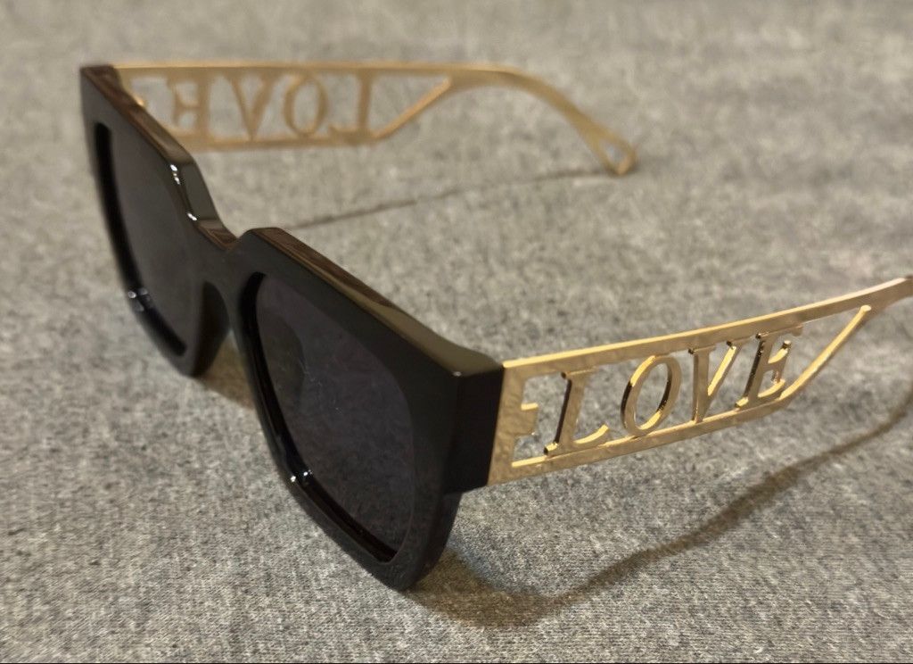 The Unbranded Brand Women's Fashion Gold Hip-Hop Sunglasses Hu Size ONE SIZE - 3 Thumbnail