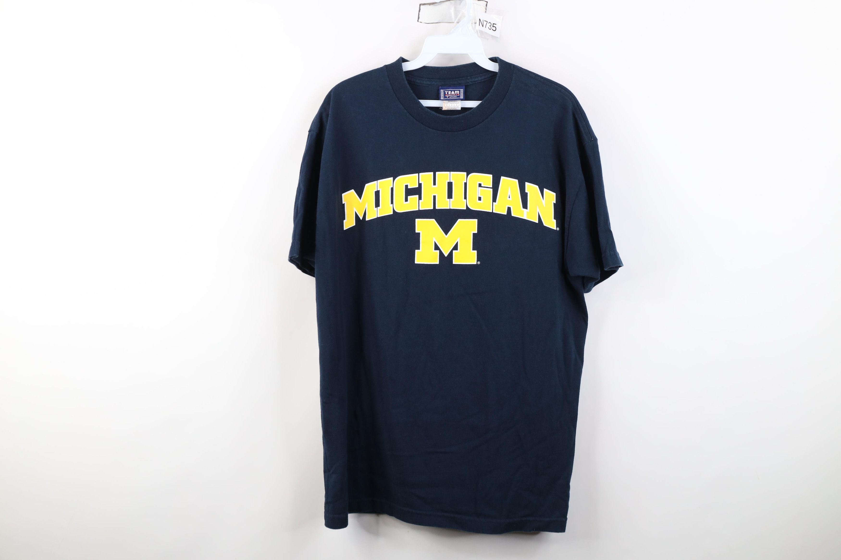 Vintage Vintage 90s Y2K University of Michigan Short Sleeve T-Shirt Size US L / EU 52-54 / 3 - 1 Thumbnail