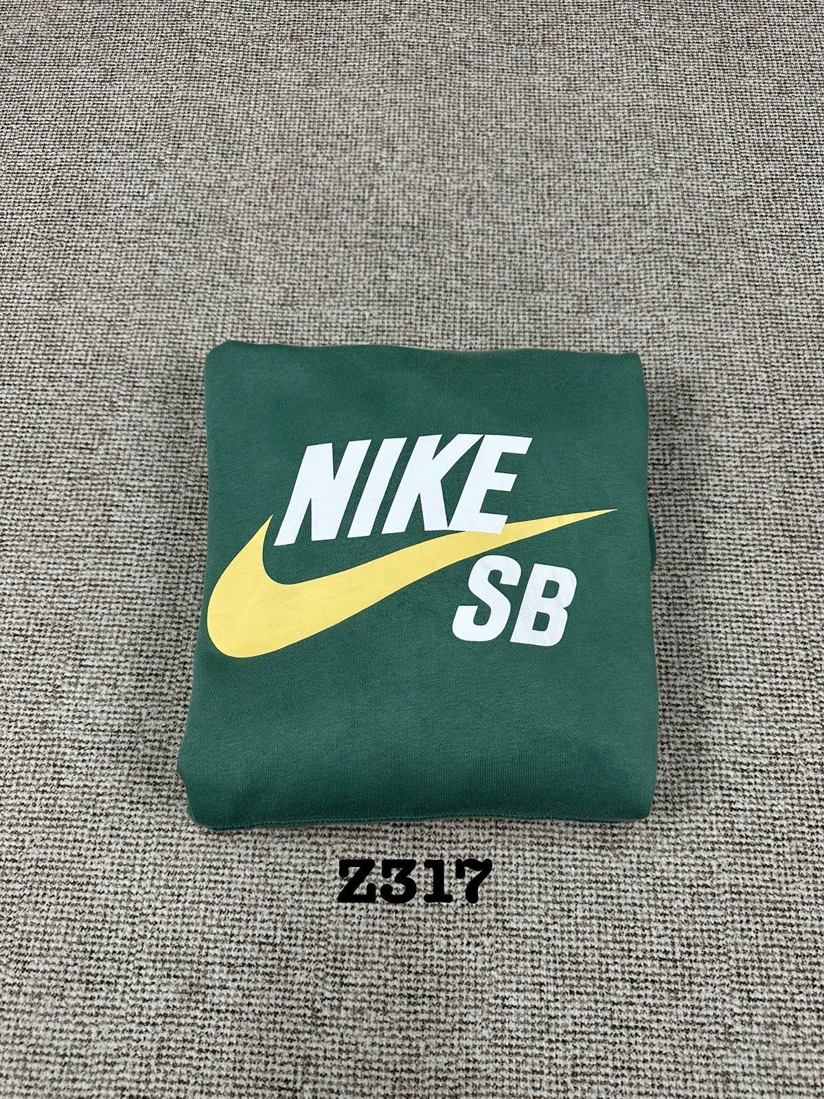 Nike Nike SB Nice Green Sunfaded Y2k Hoodie Z317 Size US L / EU 52-54 / 3 - 11 Thumbnail