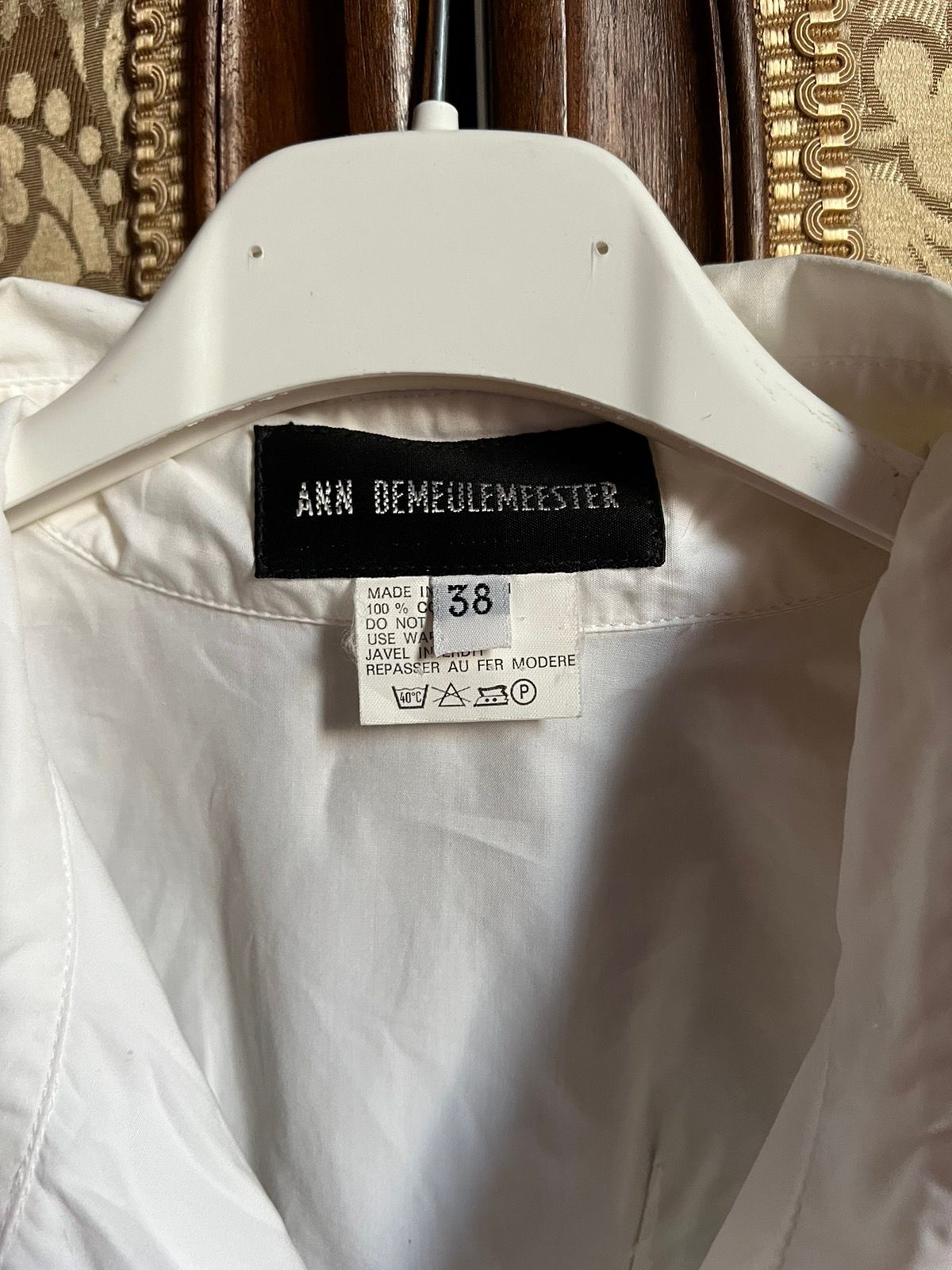 Ann Demeulemeester Pearl Buttoned White Shirt Size US S / EU 44-46 / 1 - 6 Preview