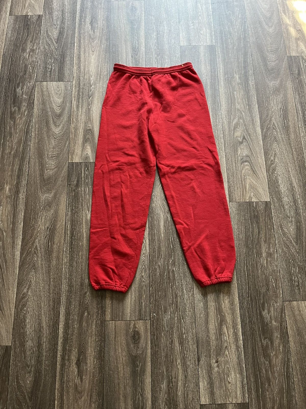 Vintage Vintage Made in USA Jerzees Red Sweatpants Size US 30 / EU 46 - 1 Thumbnail