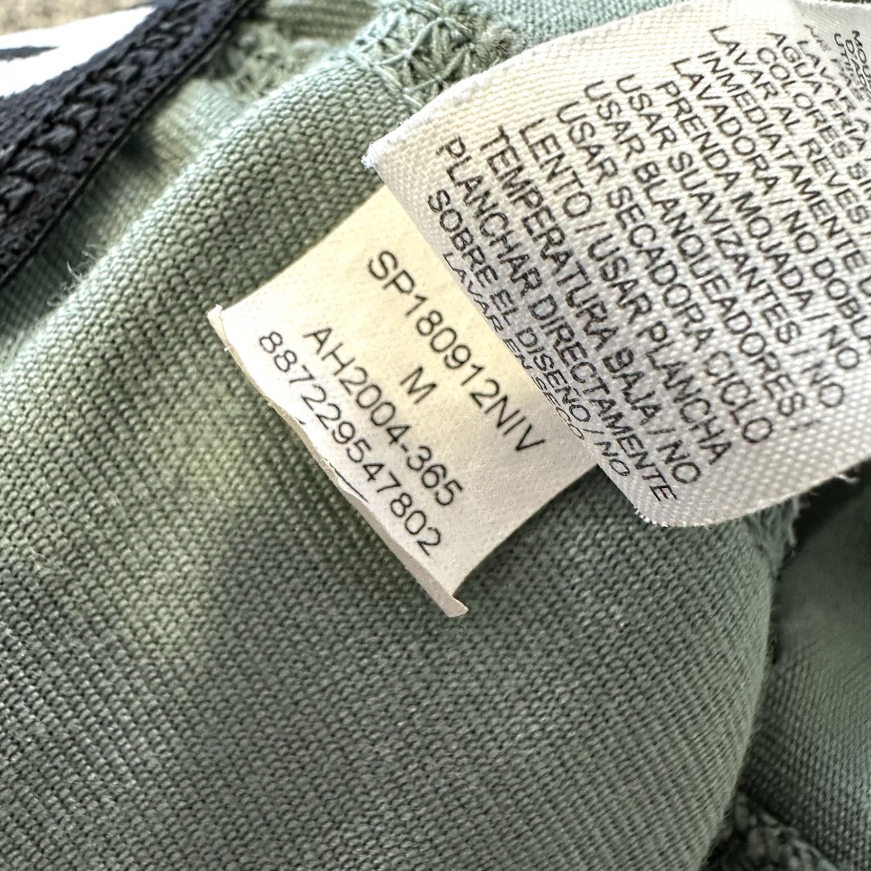 Nike Nike Leggings Womens M Casual Solid Green Lightweight Cotton Polyester Spandex Pockets Regular Inseam 23in - Nike Pants Size 32" / US 10 / IT 46 - 6 Thumbnail