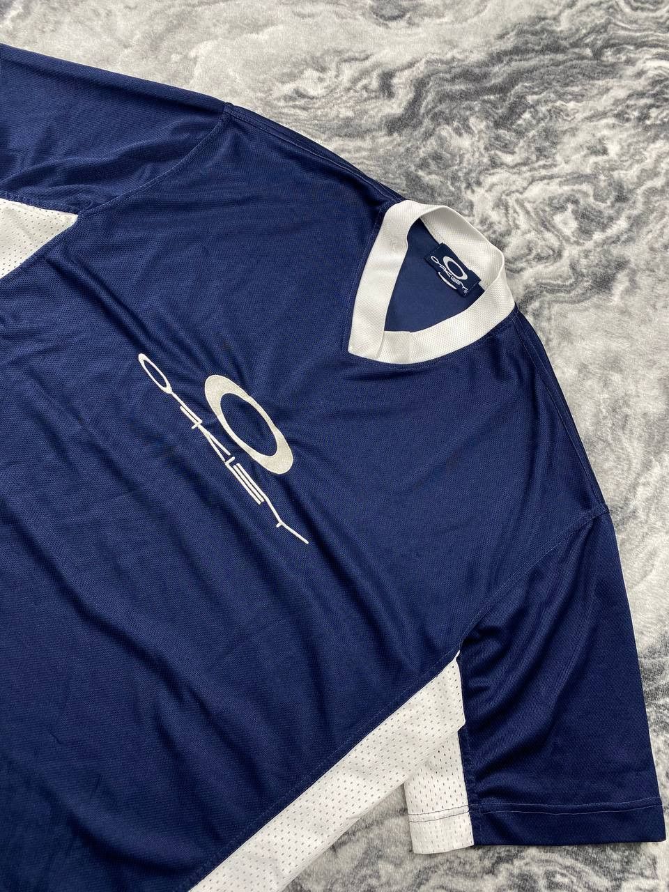 Oakley Vintage Oakley Jersey T Shirt 90s Men Size XL Blue Size US XL / EU 56 / 4 - 2 Thumbnail