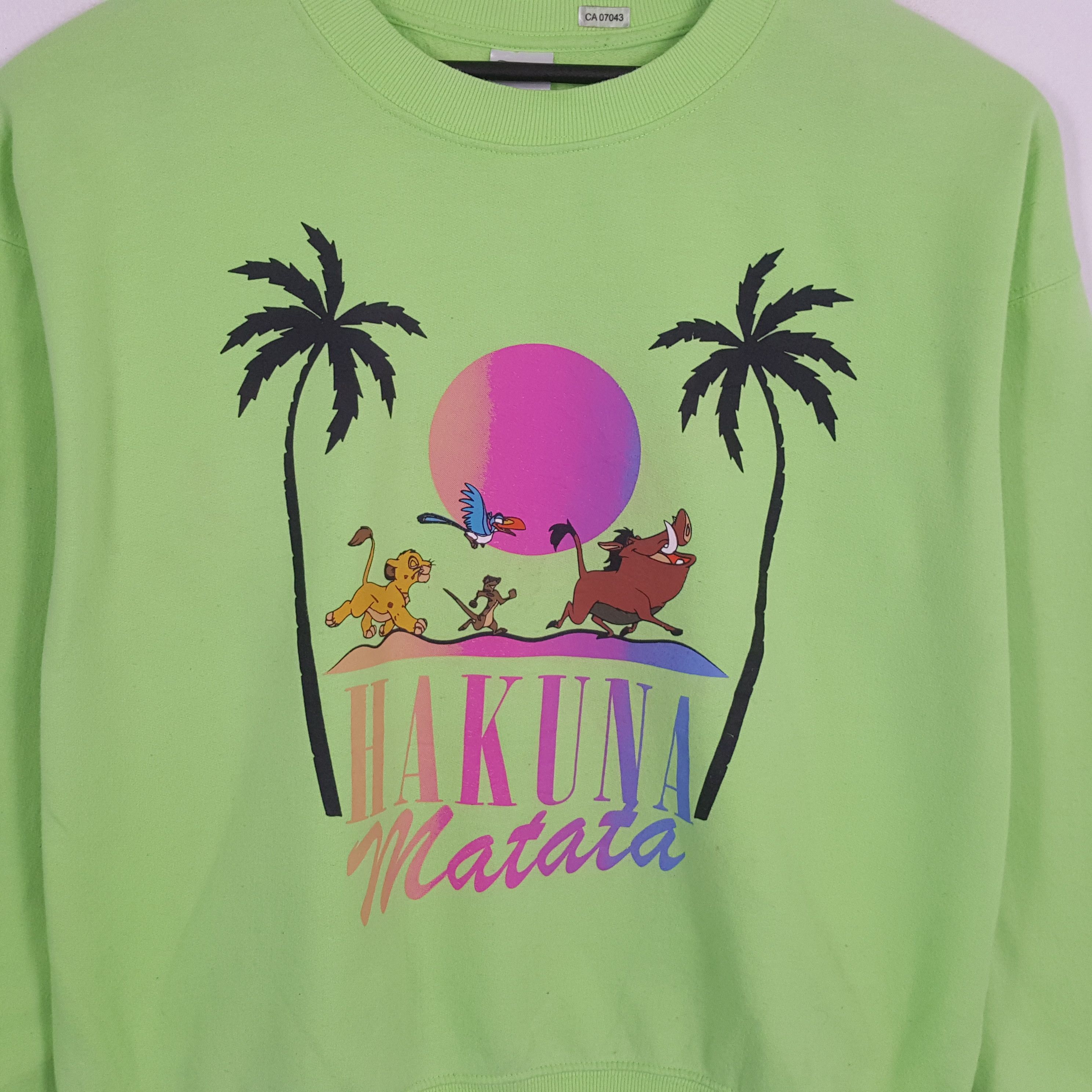 Disney × Vintage DISNEY HAKUNA MATATA Streetwear Promo Style Sweatshirt Size US L / EU 52-54 / 3 - 2 Thumbnail