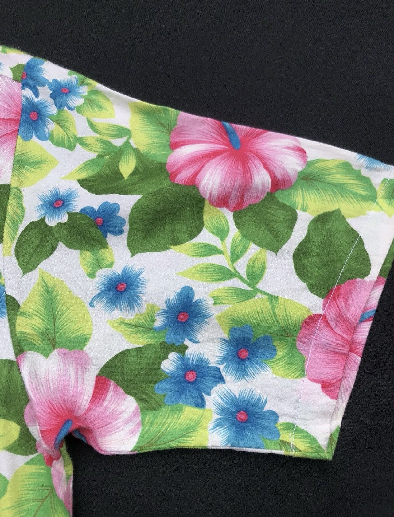 Japanese Brand Vintage 80s Guppy Okinawa Hibiscus Hawaiian Shirt Size US M / EU 48-50 / 2 - 12 Thumbnail