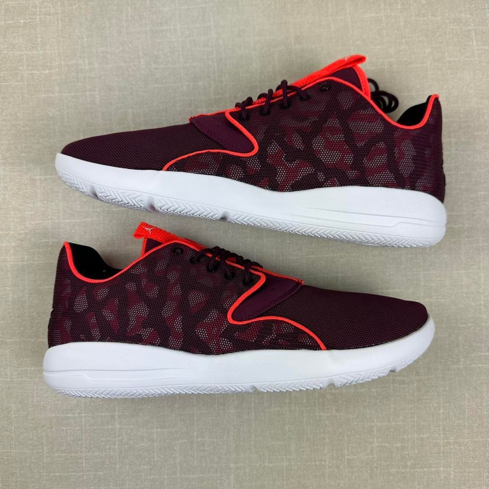 Jordan Brand 🤍 2015 Jordan Eclipse "Bordeaux" 11M Size US 11 / EU 44 - 2 Thumbnail