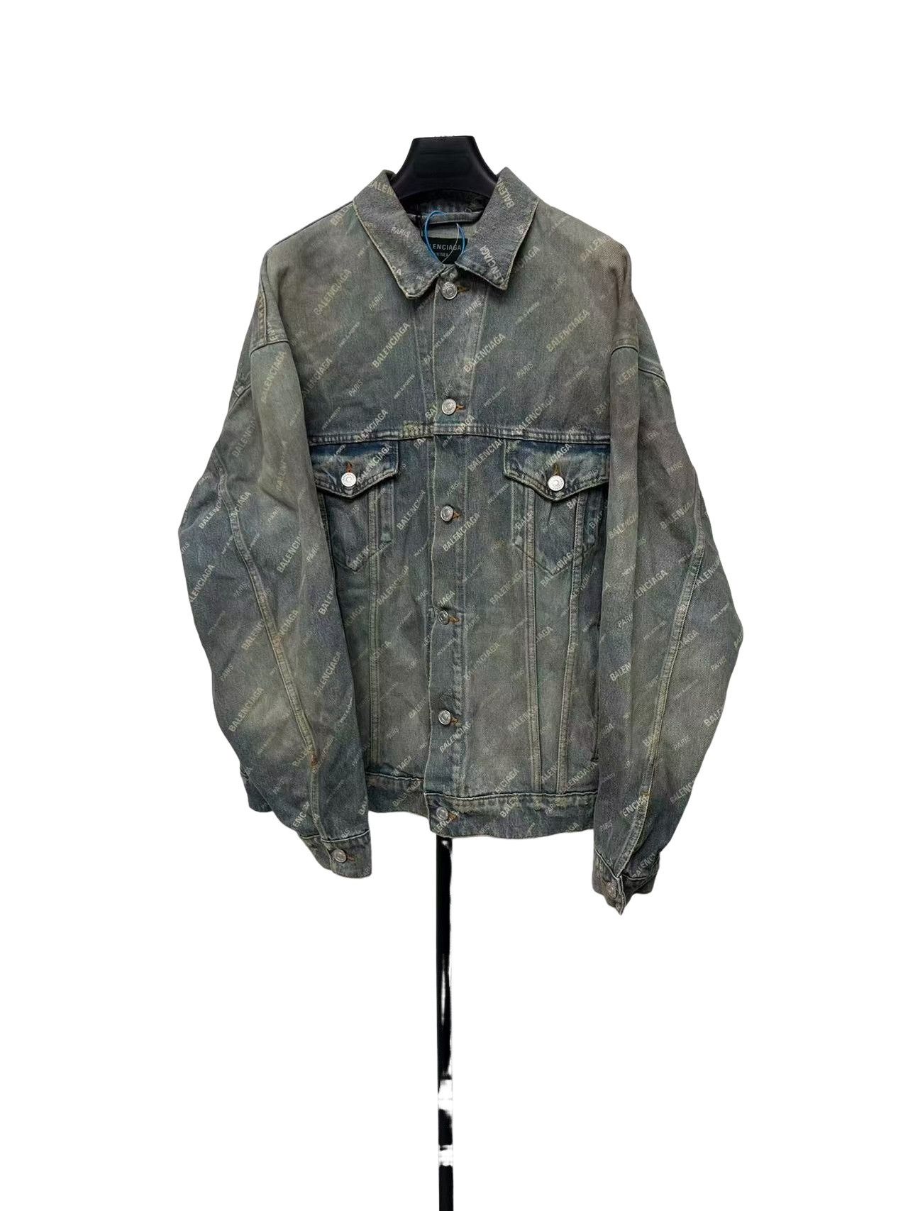 Balenciaga Balenciaga Logo Print Distressed Denim Jacket S Size US S / EU 44-46 / 1 - 1 Thumbnail